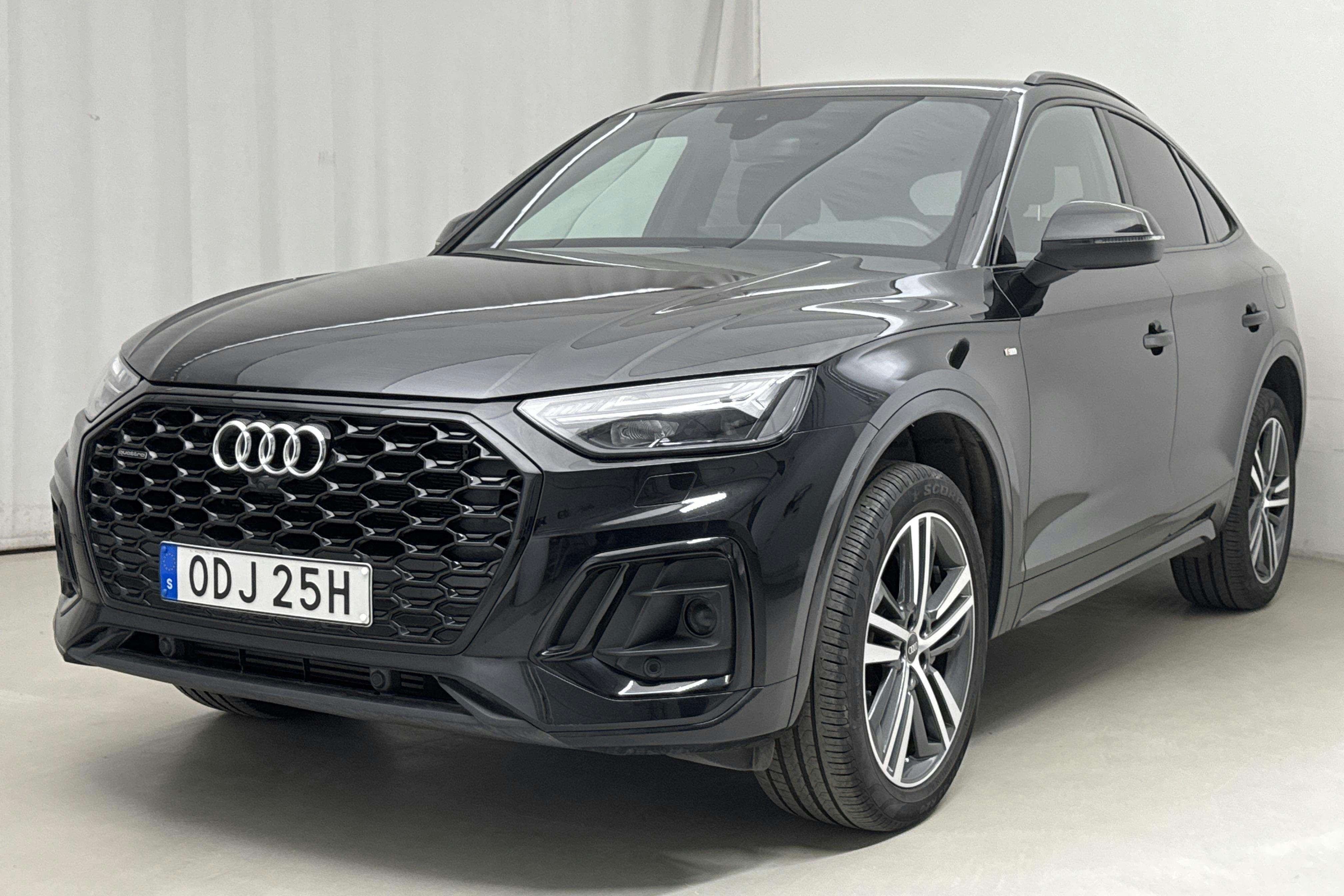 Audi Q5 Sportback 55 TFSI e quattro (367hk) - 36 170 km - Automaattinen - musta - 2021