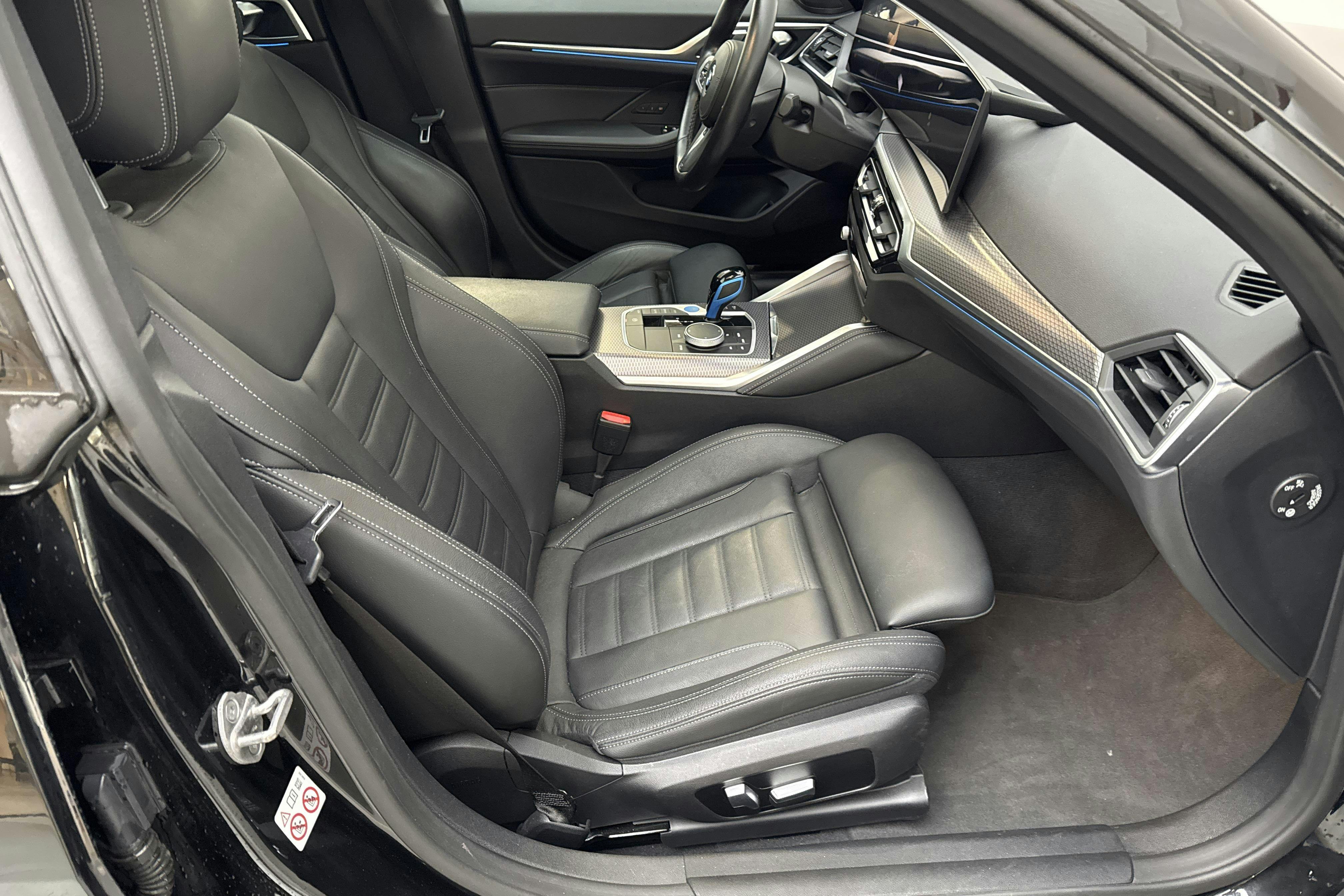 BMW i4 eDrive40, G26 (330hk) - 71 230 km - Automatic - black - 2022