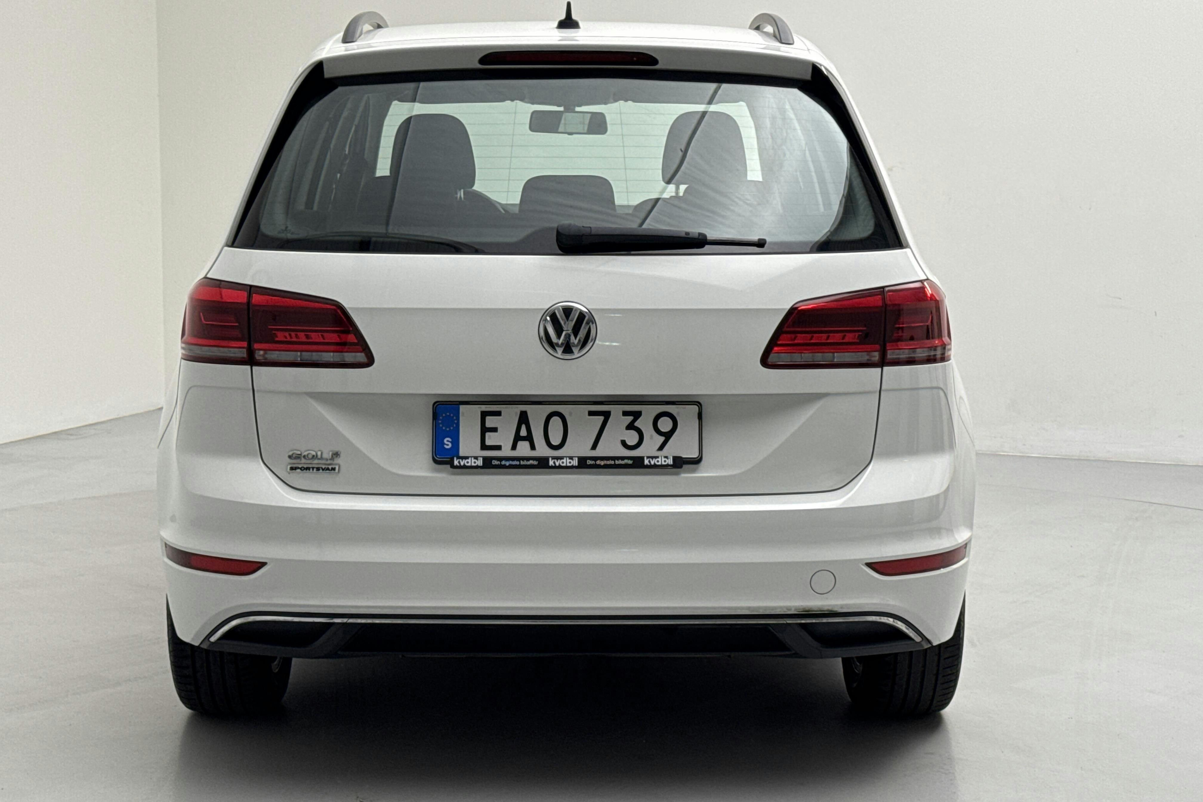 VW Golf VII 1.0 TSI Sportsvan (115hk) - 30 540 km - Manual - white - 2019