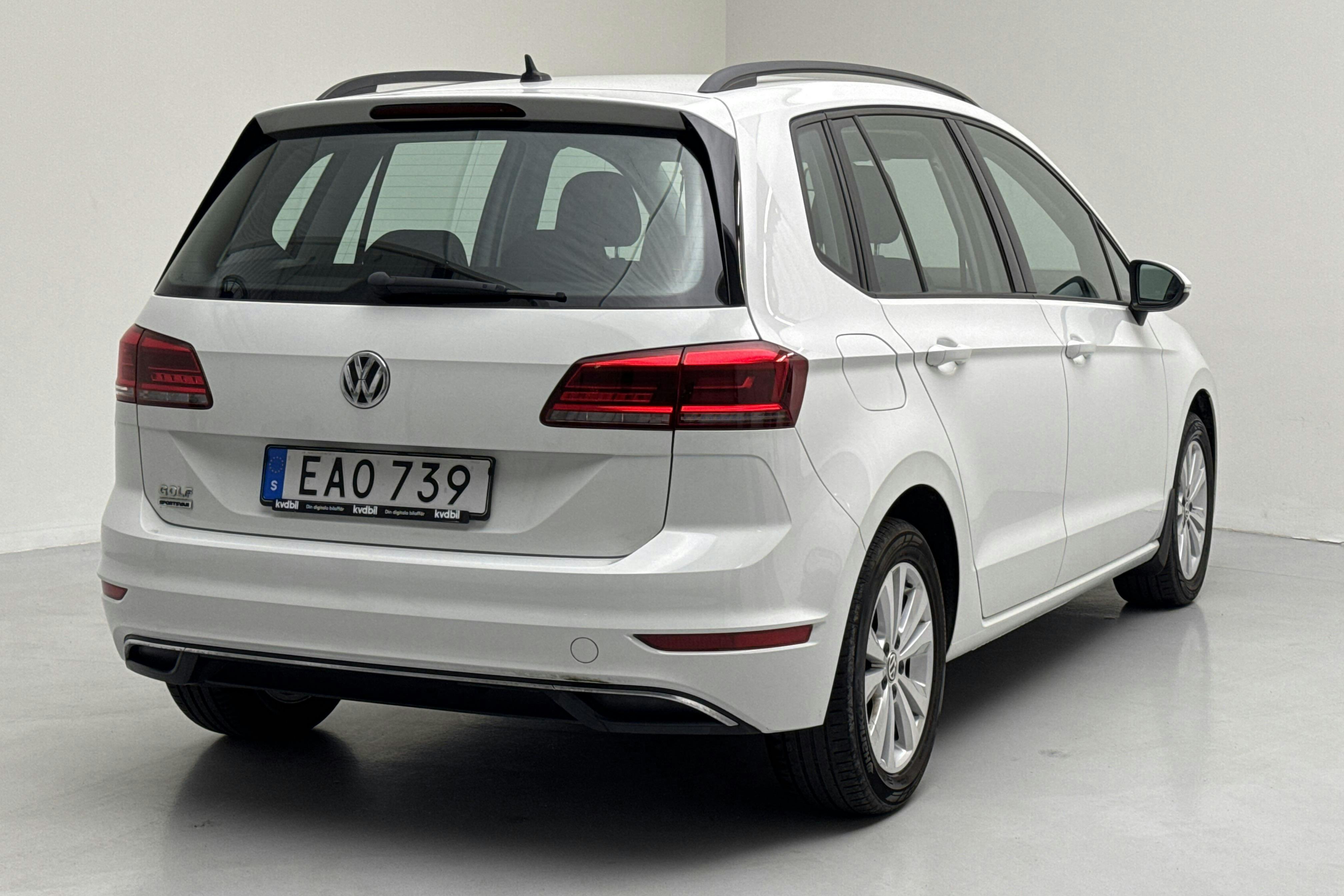 VW Golf VII 1.0 TSI Sportsvan (115hk) - 30 540 km - Manual - white - 2019