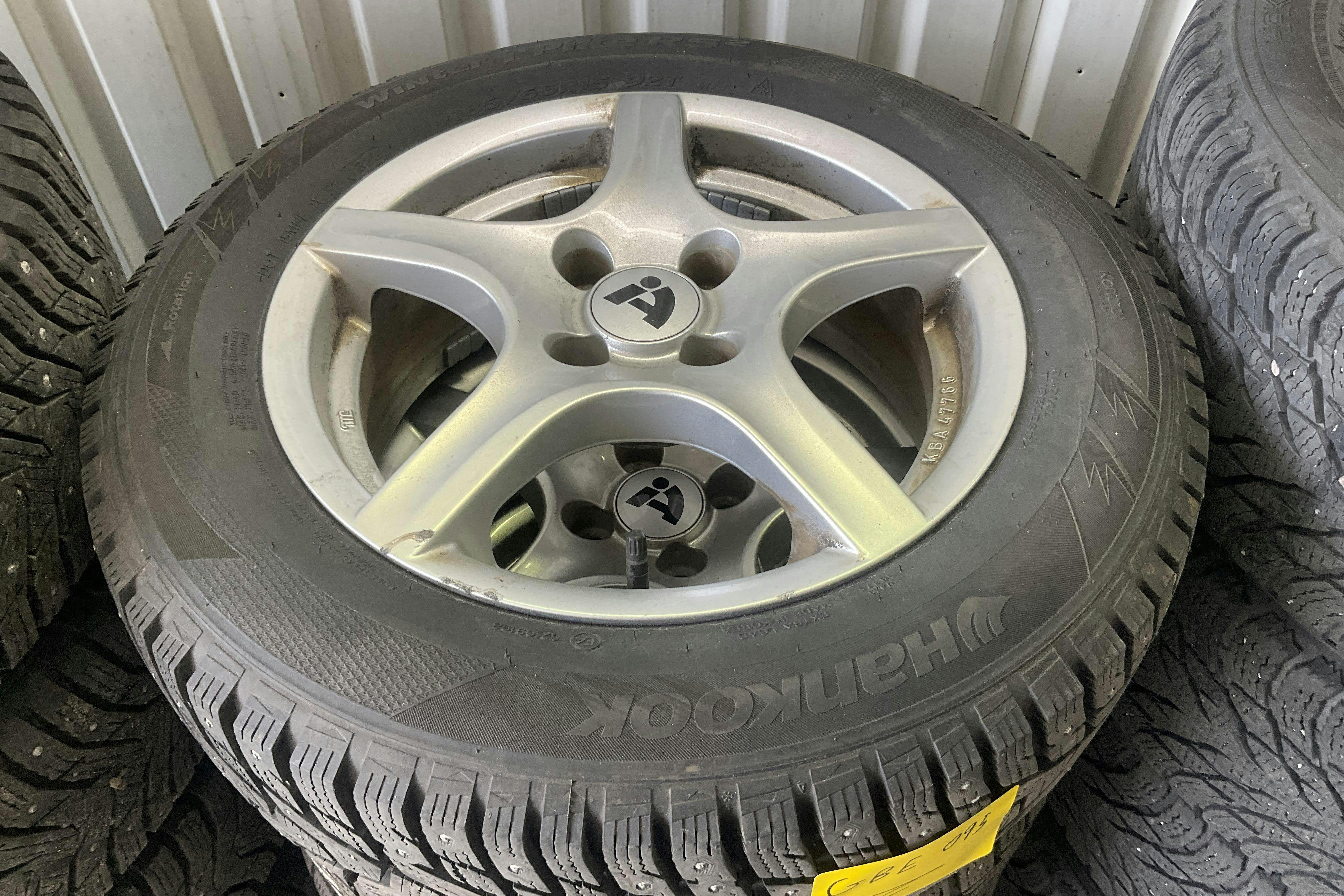 Renault Clio IV 0.9 TCe 90 Sports Tourer (90hk) - 156 570 km - Käsitsi - hõbe - 2015