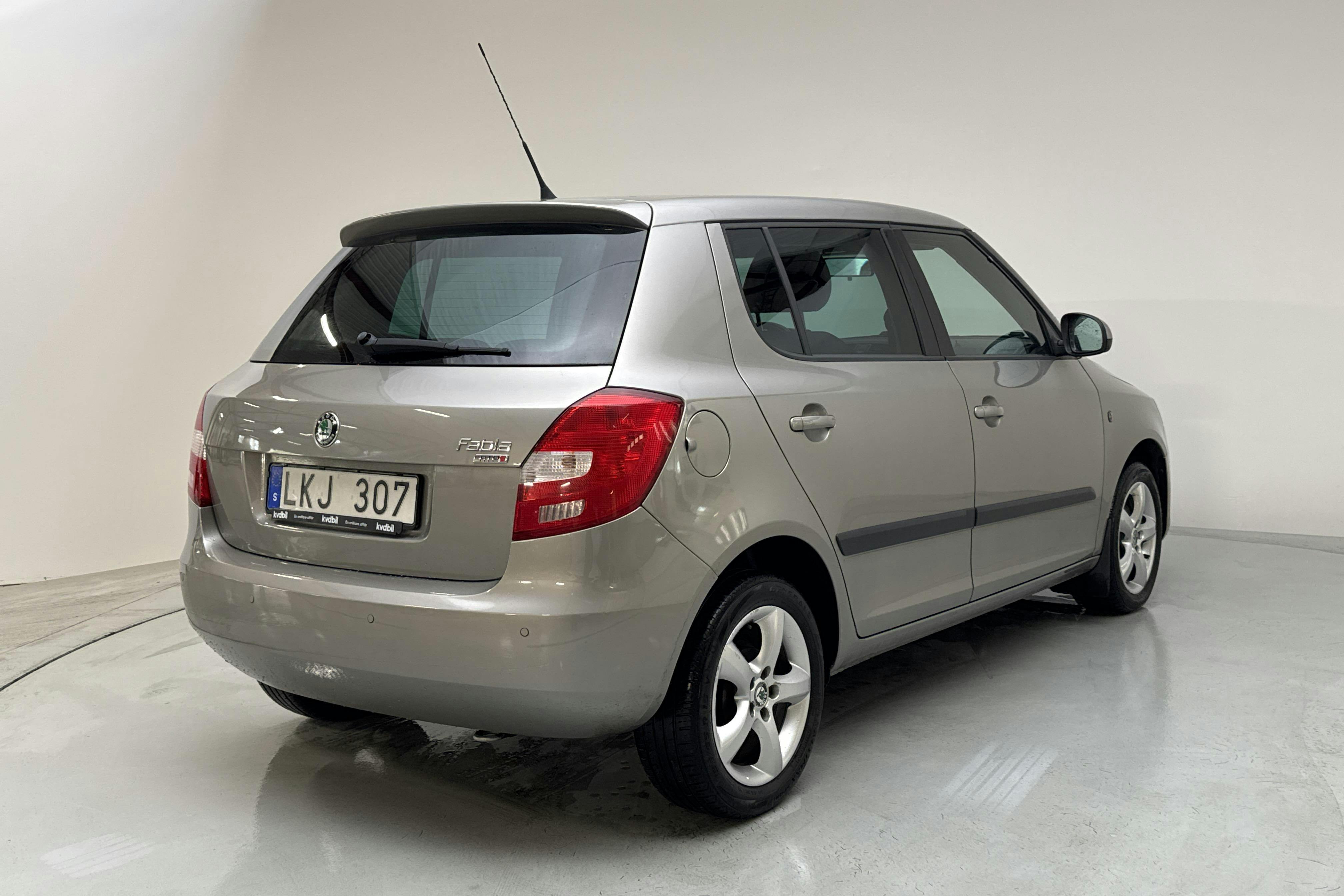 Skoda Fabia 1.2 (70hk) - 125 130 km - Käsitsi - Light Brown - 2011