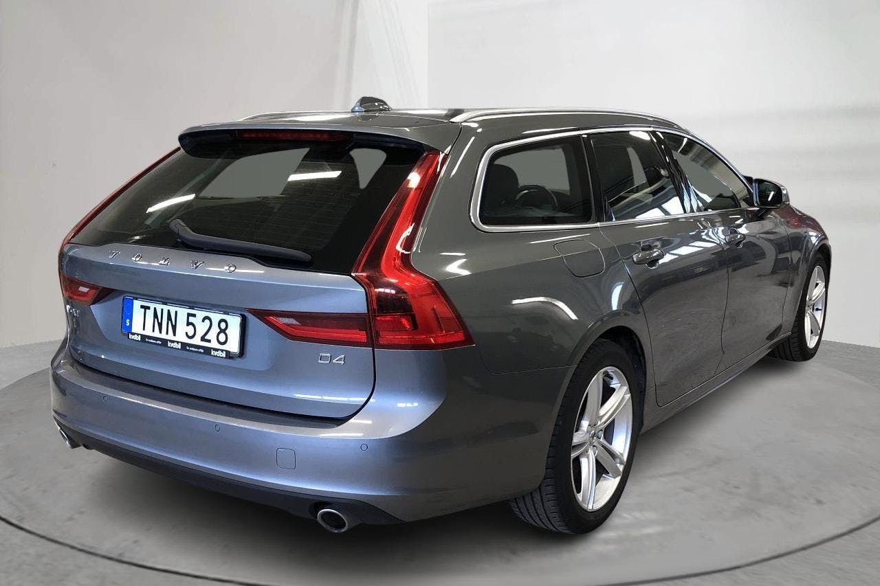 Volvo V90 D4 (190hk) - 14 692 mil - Automat - grå - 2019