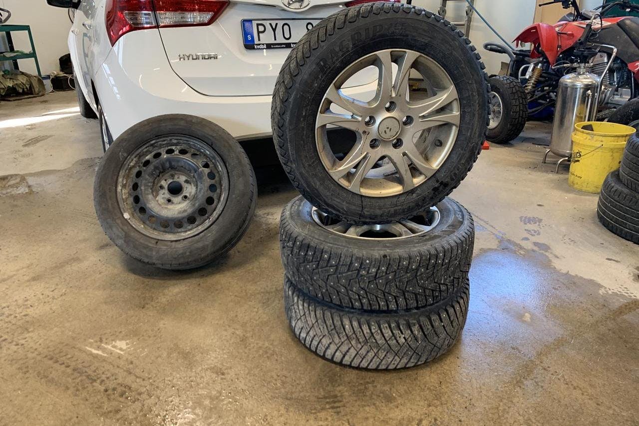 Hyundai ix20 1.6 (125hk) - 18 156 mil - Automat - vit - 2014