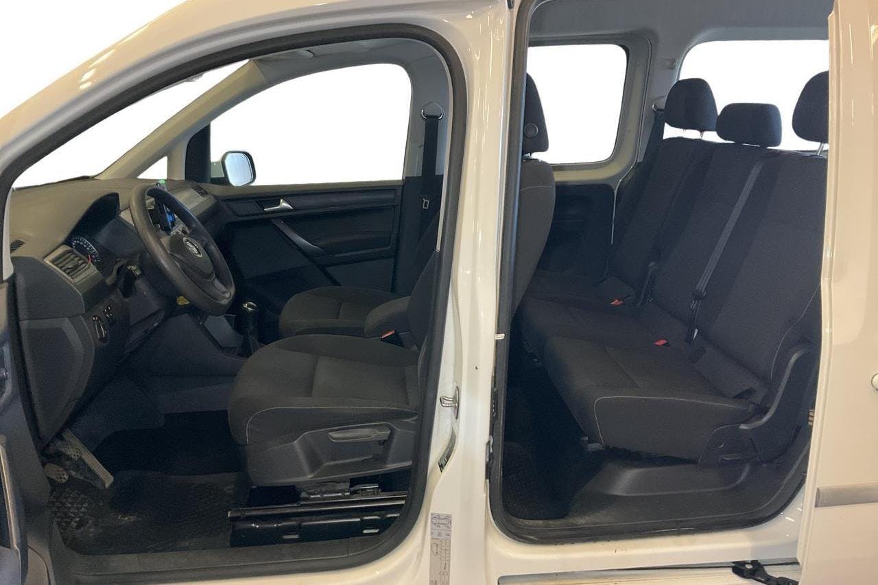 VW Caddy Maxi Life 2.0 TDI (102hk) - 81 510 km - Manualna - biały - 2019