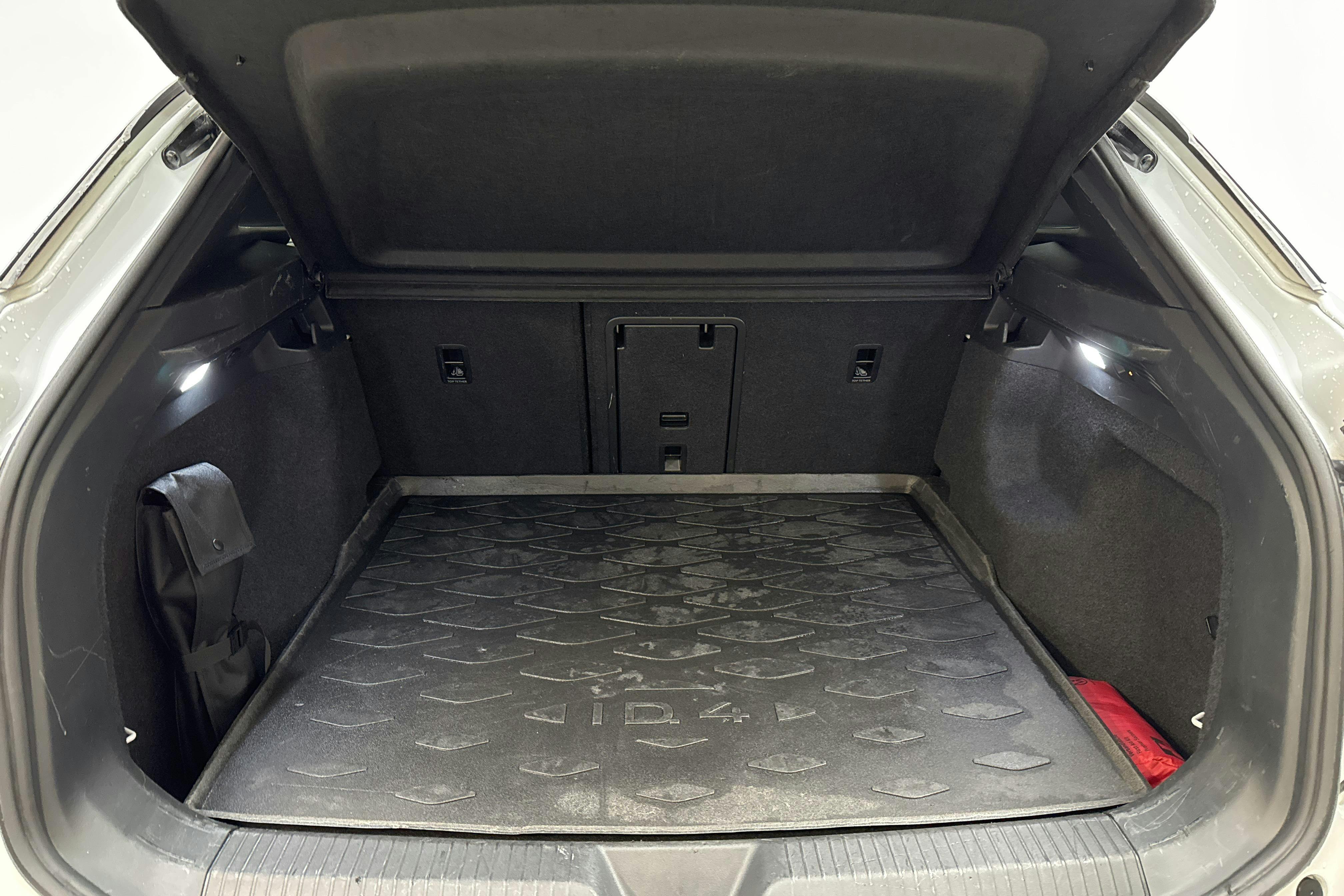 VW ID.4 GTX 77kWh AWD (299hk) - 46 690 km - Automatic - white - 2023