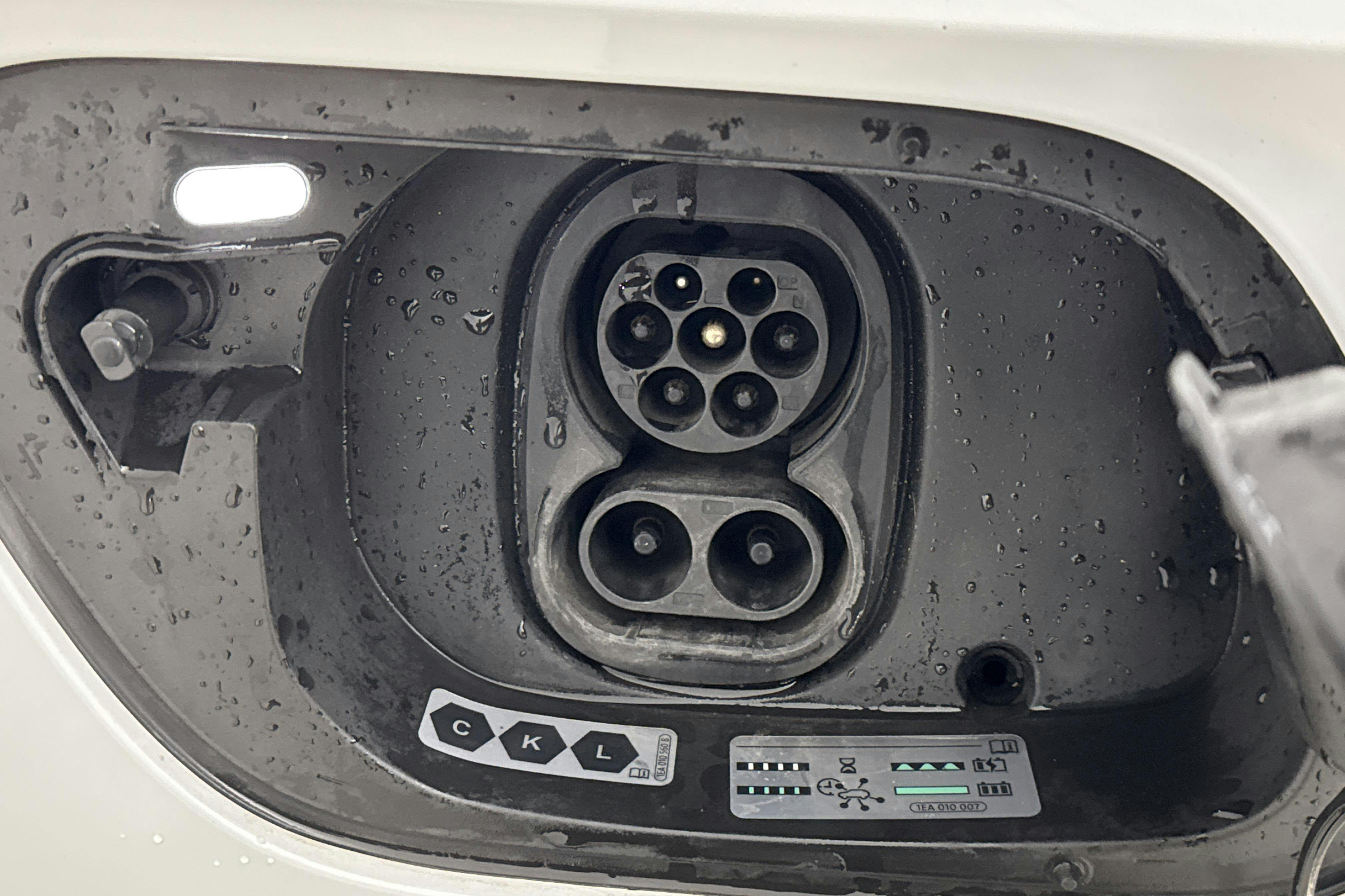 VW ID.4 GTX 77kWh AWD (299hk) - 46 690 km - Automatic - white - 2023