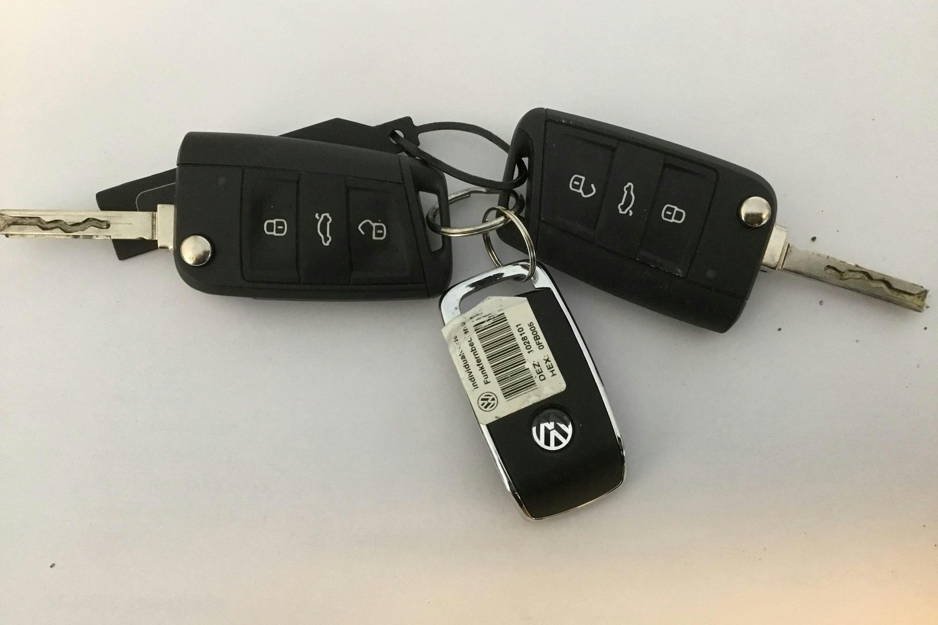 VW T-Roc 2.0 TDI 4MOTION (150hk) - 4 595 mil - Automat - vit - 2020
