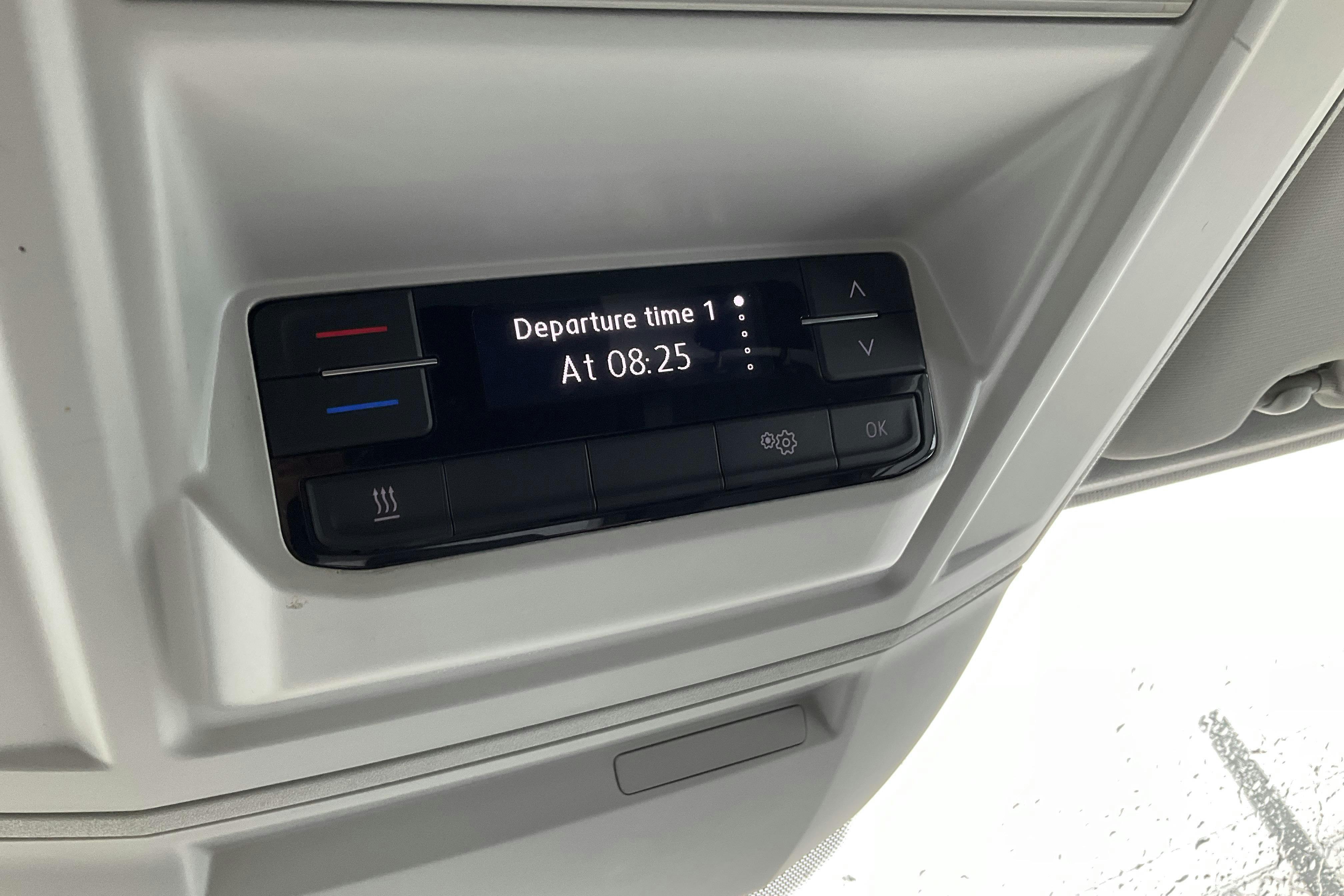 VW Crafter 35 2.0 TDI Skåp (140hk) - 160 200 km - Manualna - biały - 2021