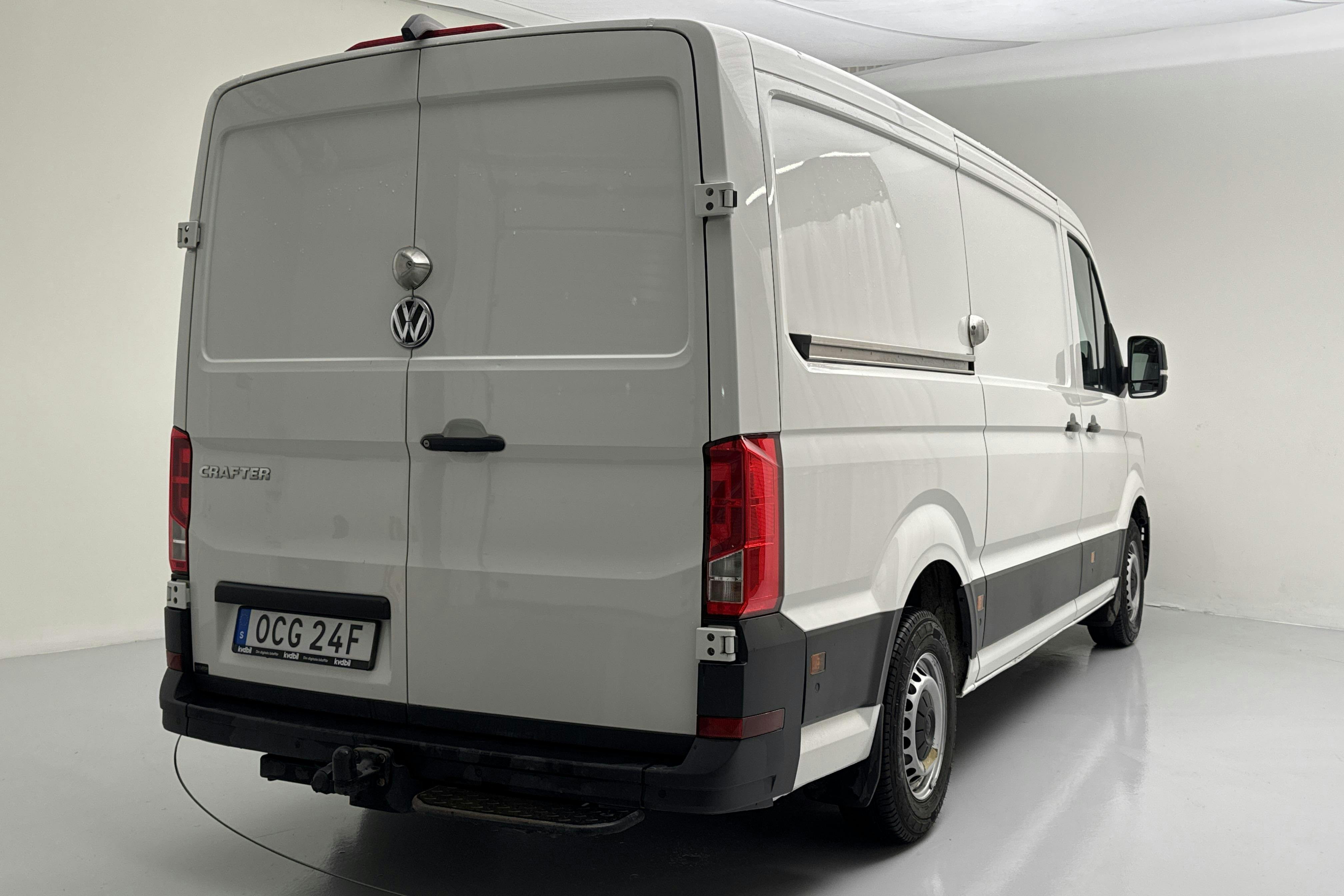 VW Crafter 35 2.0 TDI Skåp (140hk) - 160 200 km - Manualna - biały - 2021