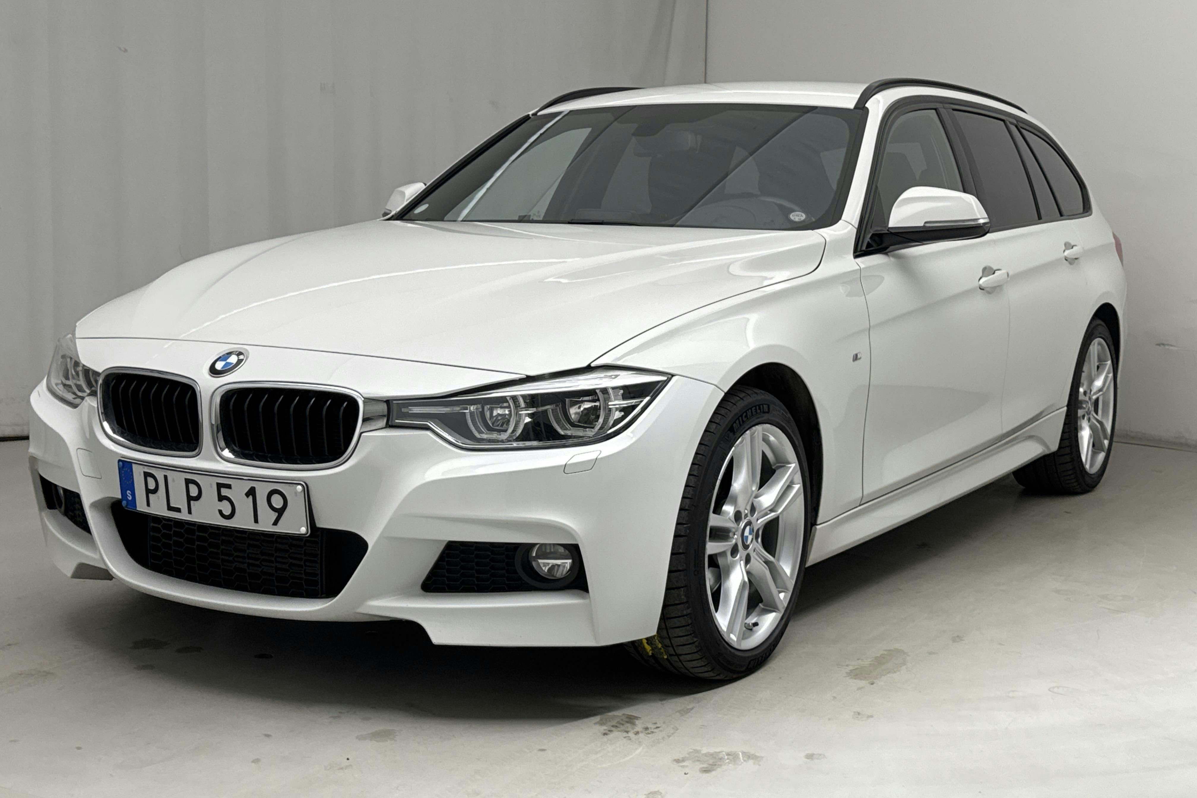 BMW 320d xDrive Touring, F31 (190hk) - 78 710 km - Automatic - white - 2017