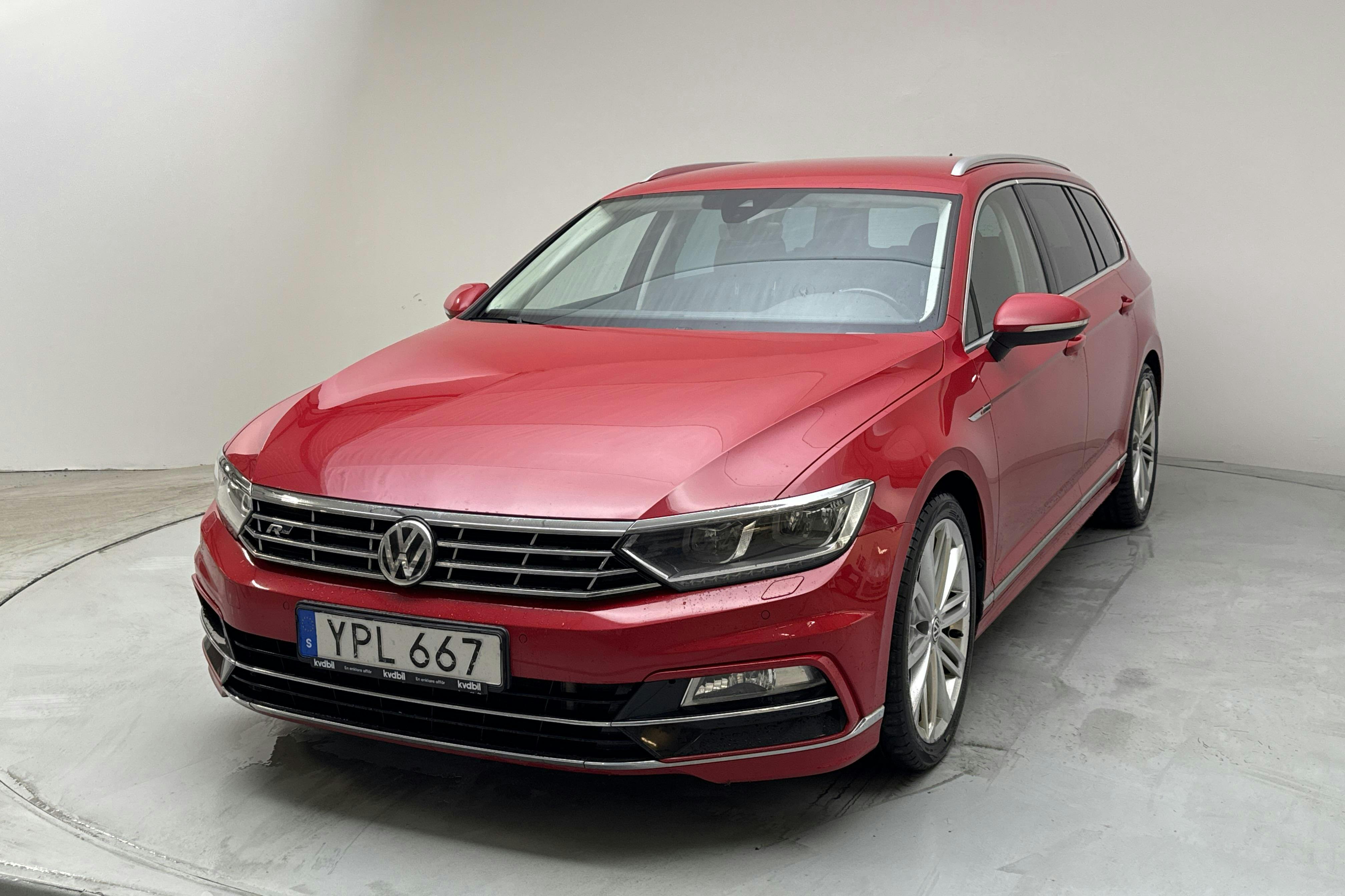 VW Passat 2.0 TDI Sportscombi 4MOTION (190hk) - 202 530 km - Automatic - red - 2018