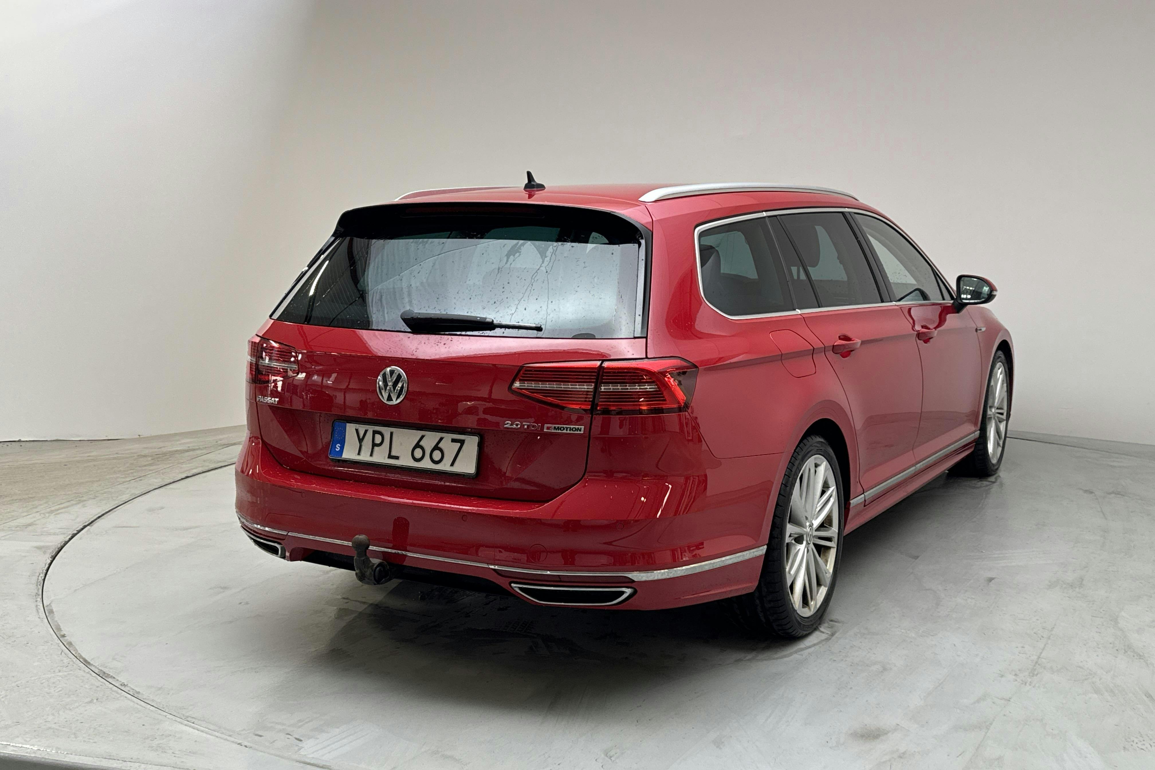 VW Passat 2.0 TDI Sportscombi 4MOTION (190hk) - 202 530 km - Automatic - red - 2018