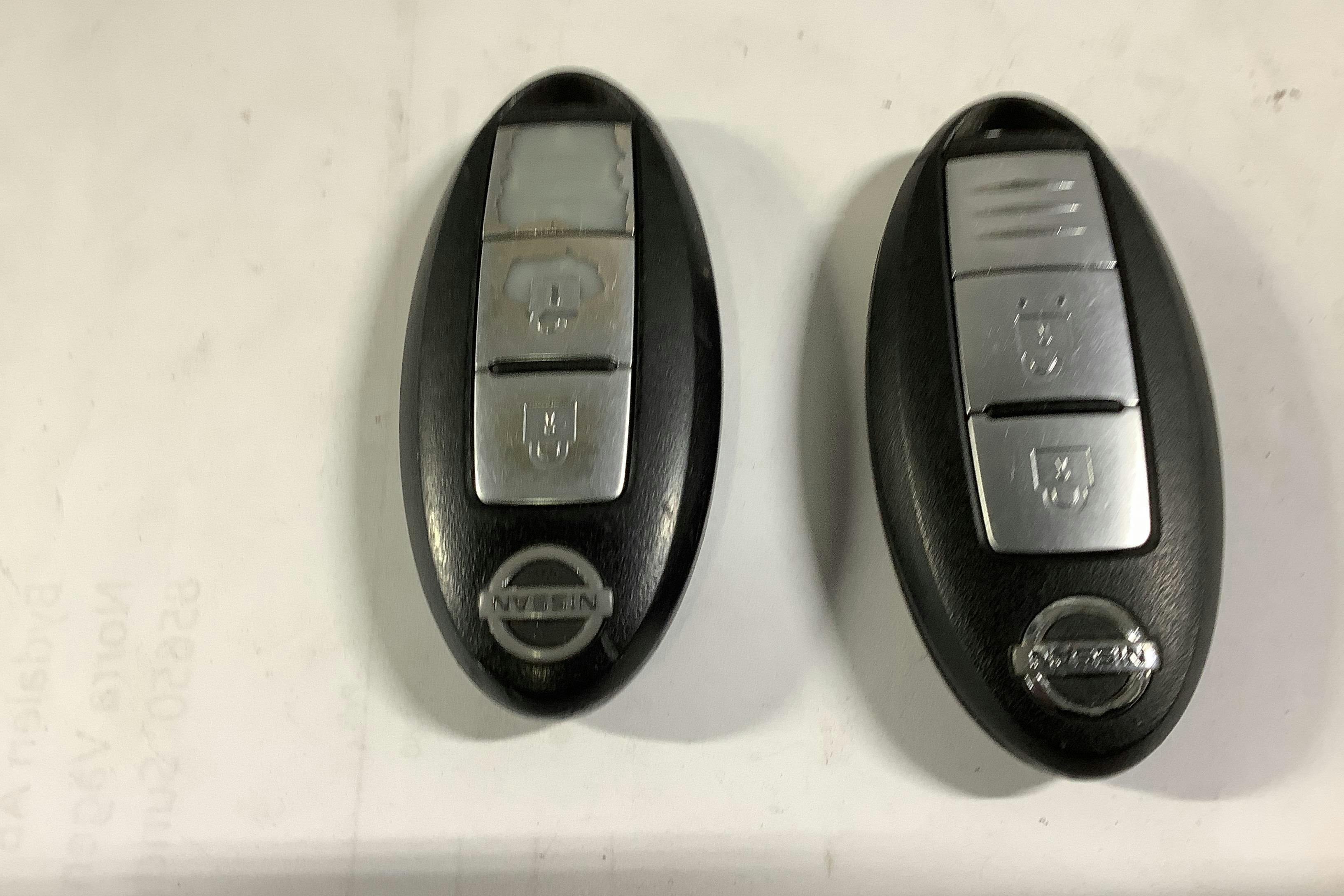 Nissan LEAF 5dr (109hk) - 13 504 mil - Automat - vit - 2013