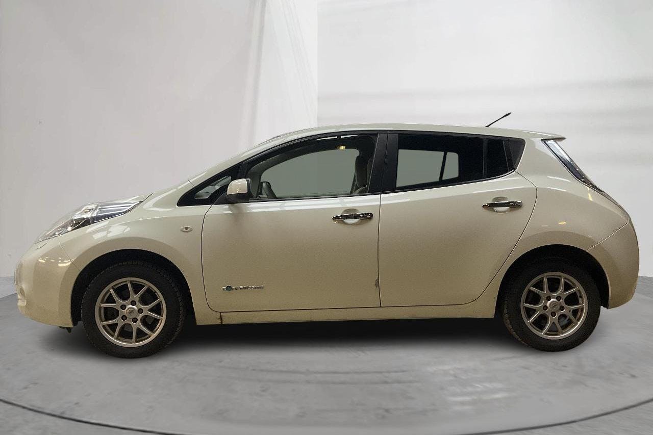 Nissan LEAF 5dr (109hk) - 13 504 mil - Automat - vit - 2013