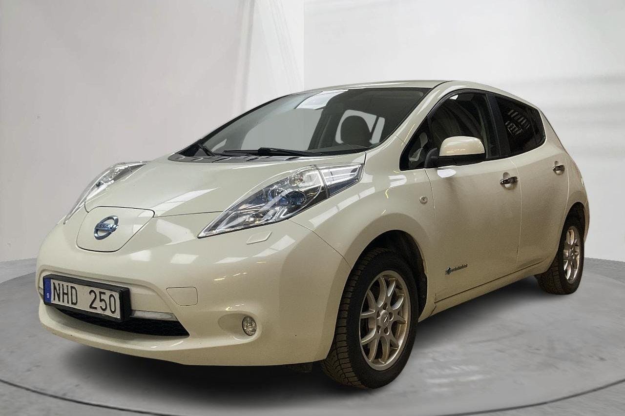 Nissan LEAF 5dr (109hk) - 13 504 mil - Automat - vit - 2013