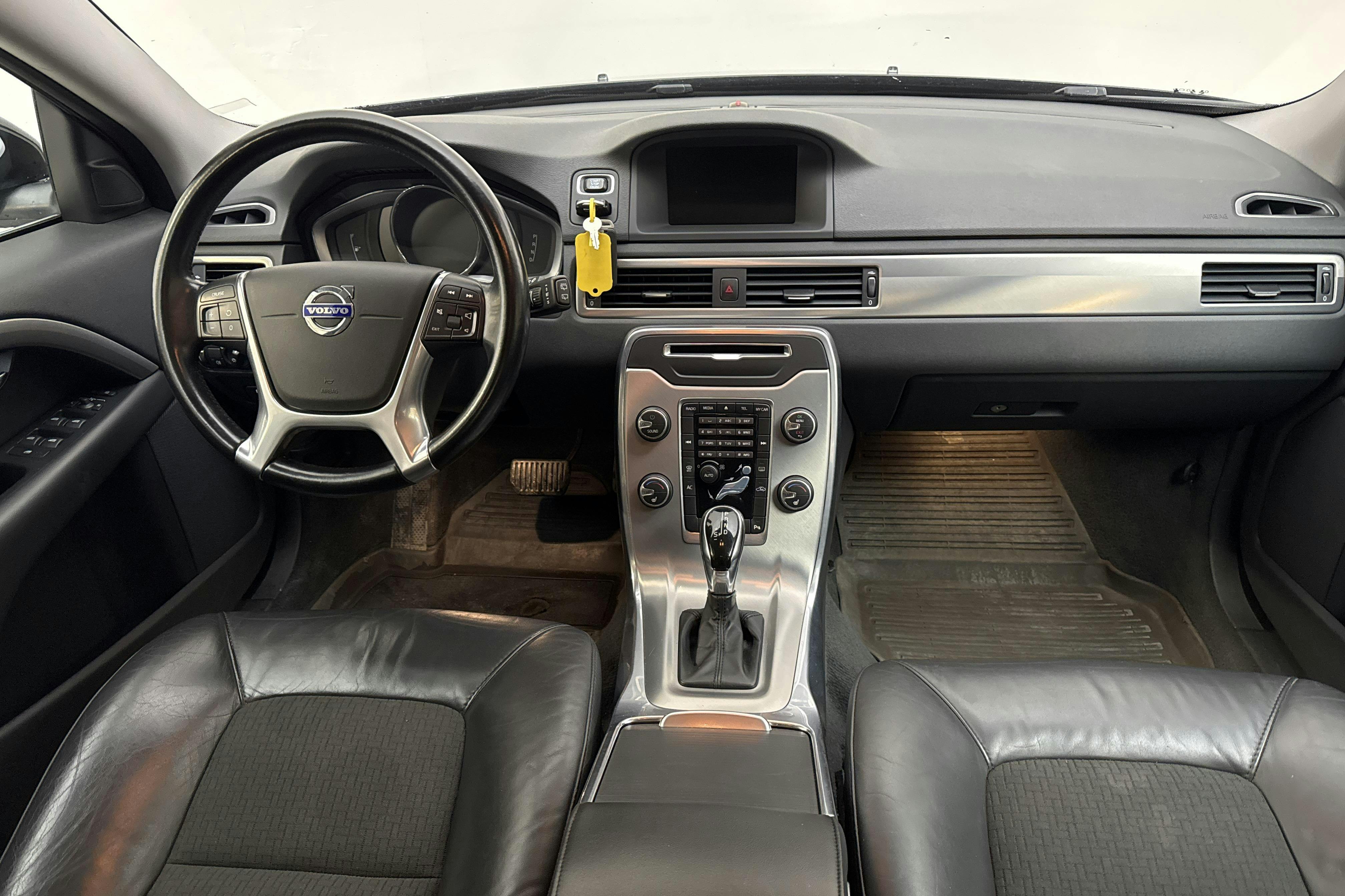 Volvo V70 II D4 AWD (163hk) - 238 330 km - Automaatne - must - 2014