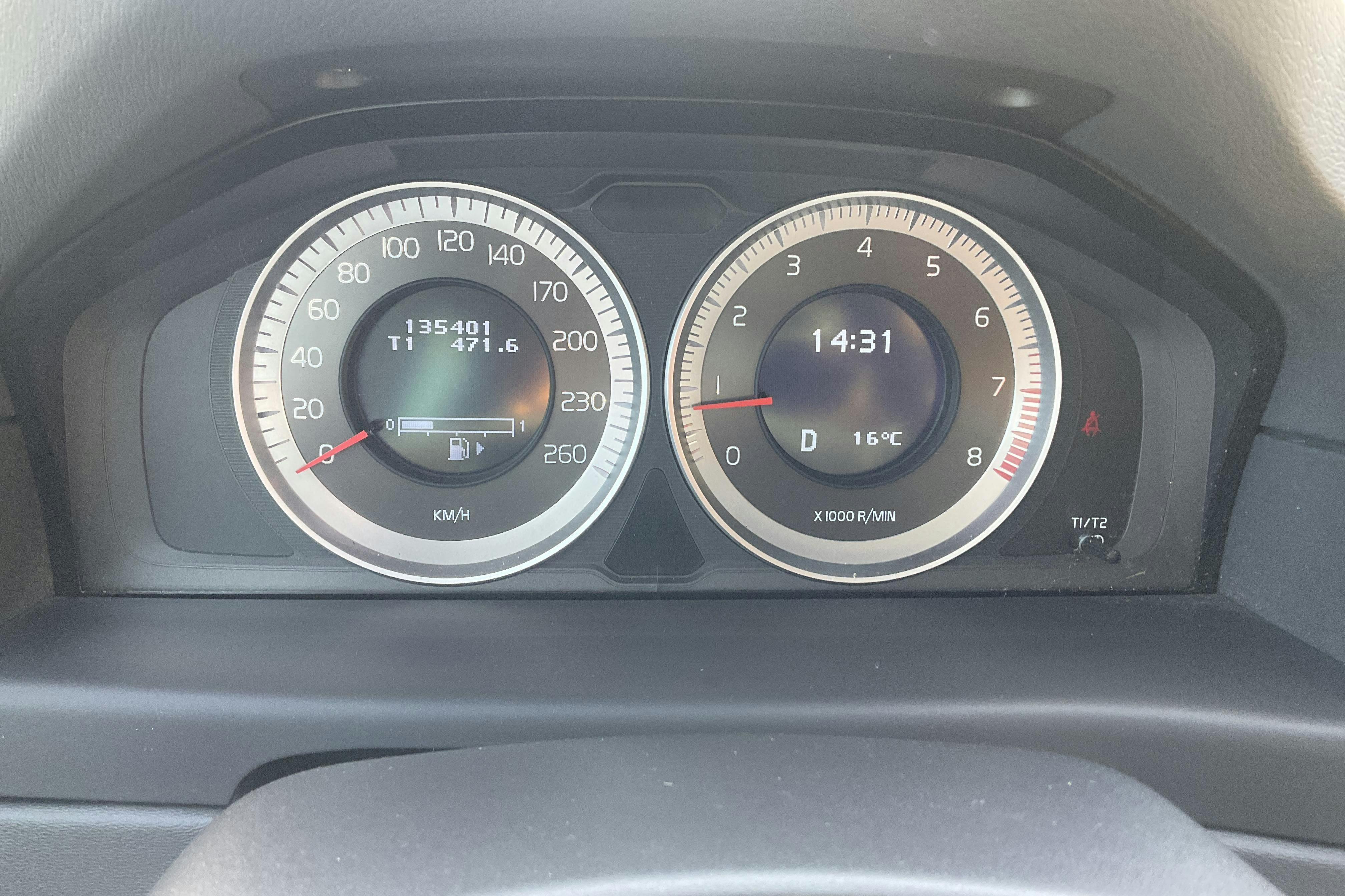 Volvo V70 II T4F (180hk) - 13 540 mil - Automat - blå - 2013
