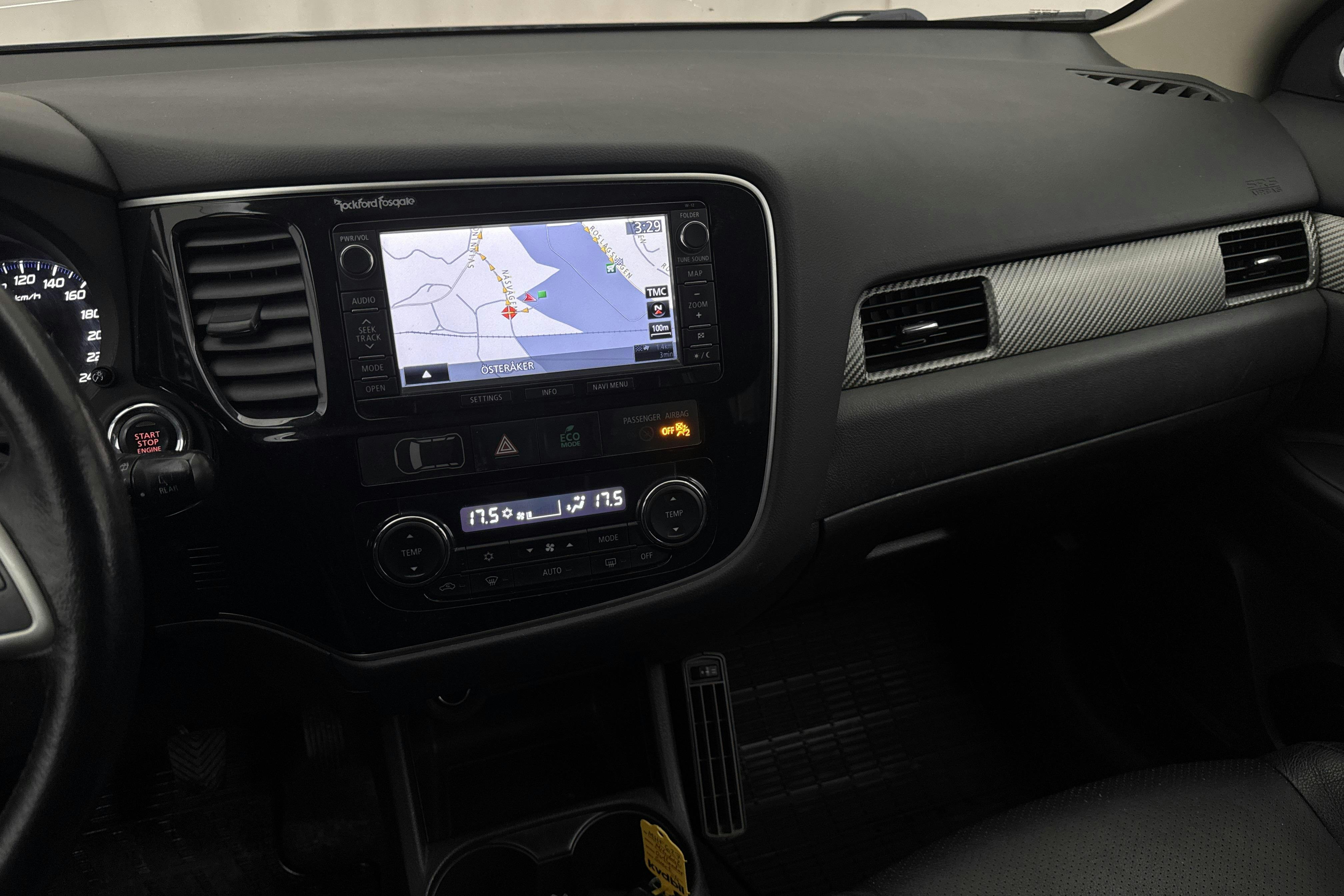 Mitsubishi Outlander 2.2 Di-D 4WD (150hk) - 24 775 mil - Manuell - blå - 2013