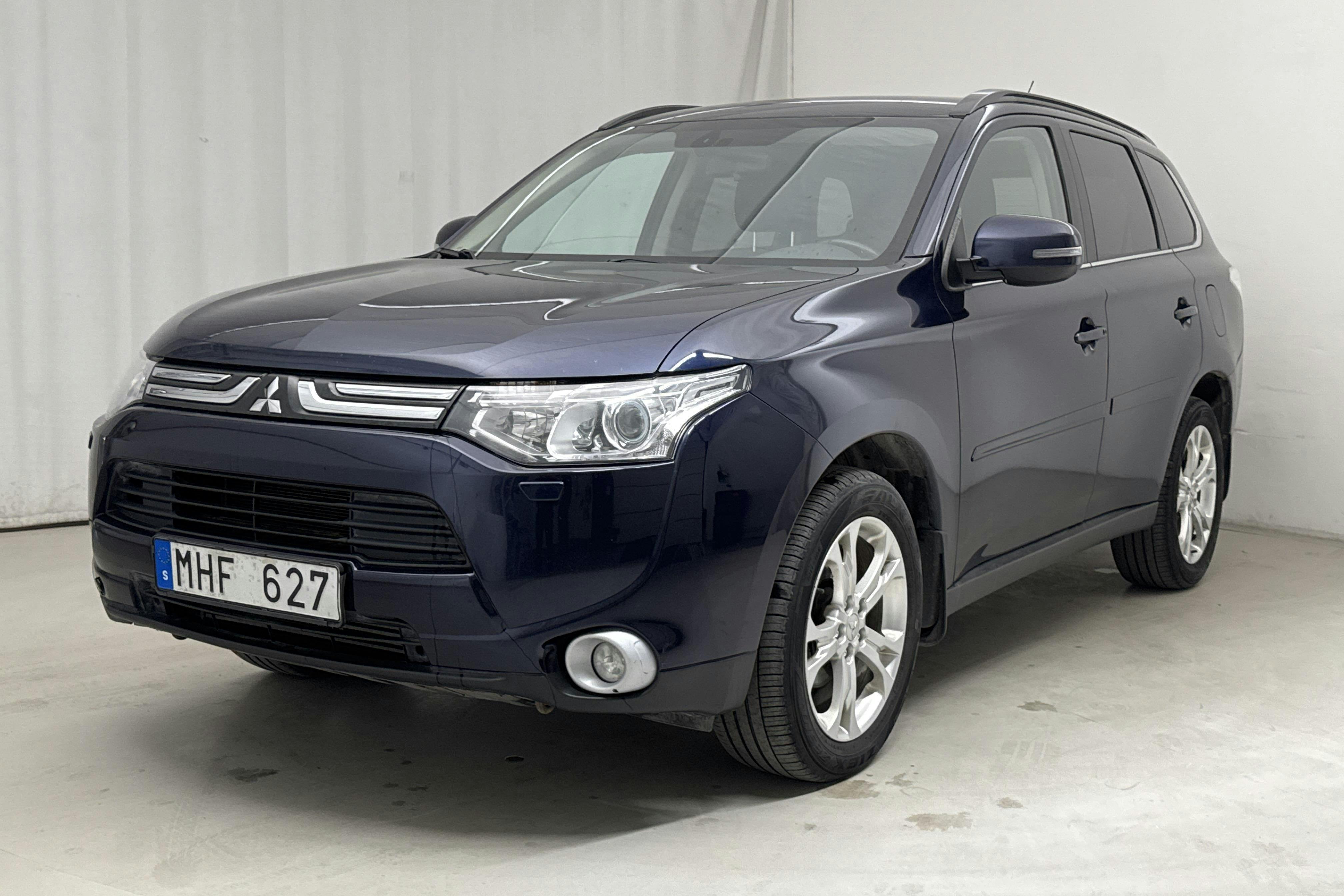 Mitsubishi Outlander 2.2 Di-D 4WD (150hk) - 247 750 km - Manual - blue - 2013