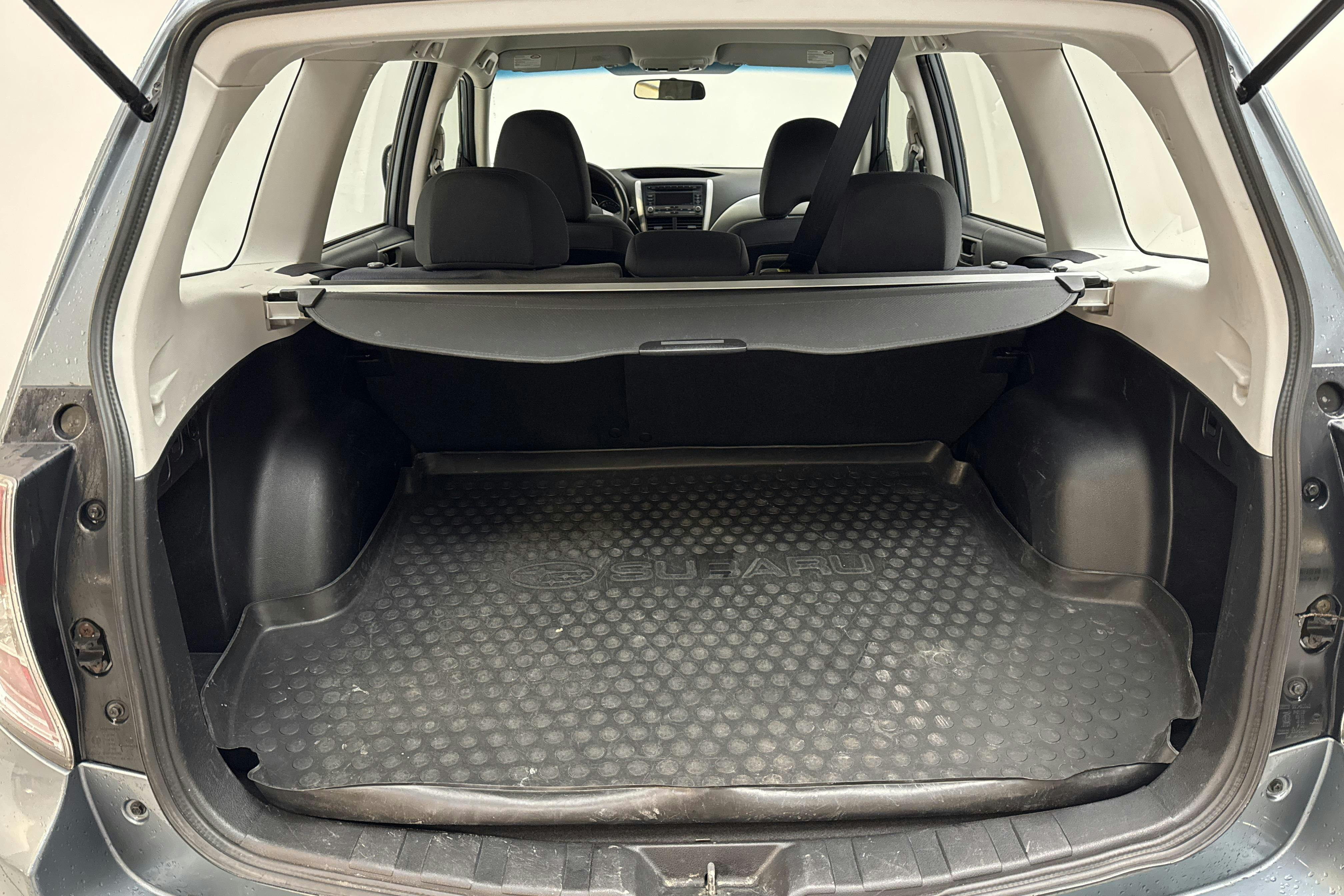 Subaru Forester 2.0D (147hk) - 14 230 mil - Manuell - Light Green - 2010