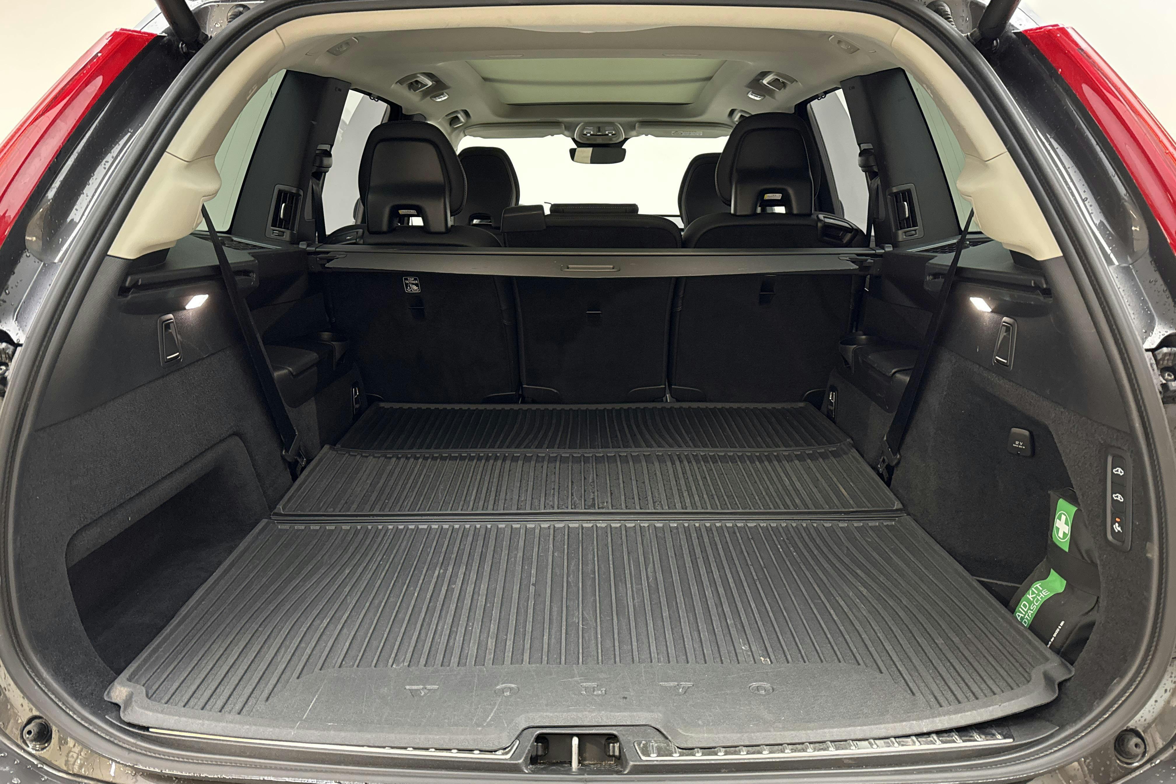 Volvo XC90 T8 AWD Recharge (455hk) - 33 320 km - Automatic - gray - 2023