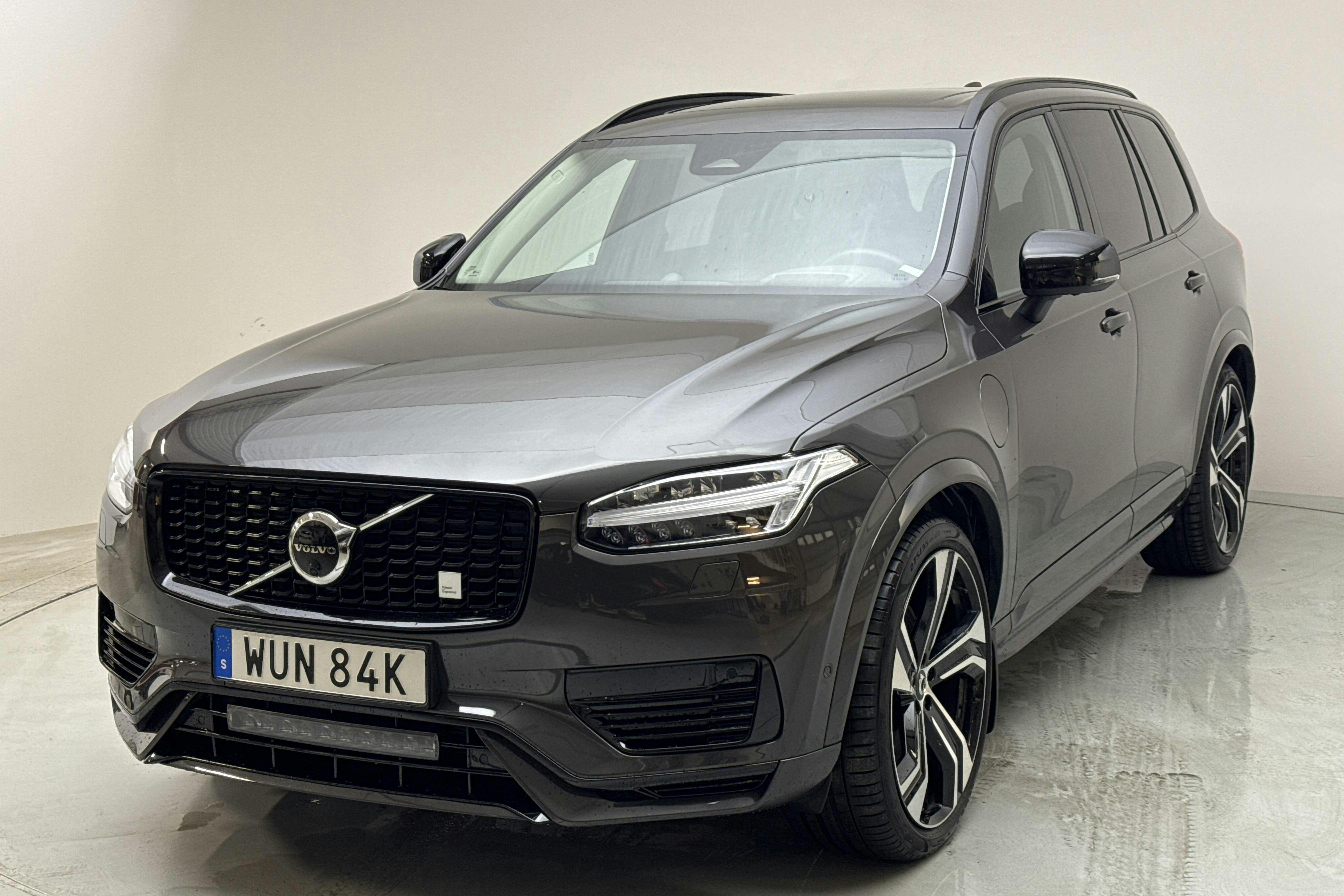 Volvo XC90 T8 AWD Recharge (455hk) - 3 332 mil - Automat - grå - 2023