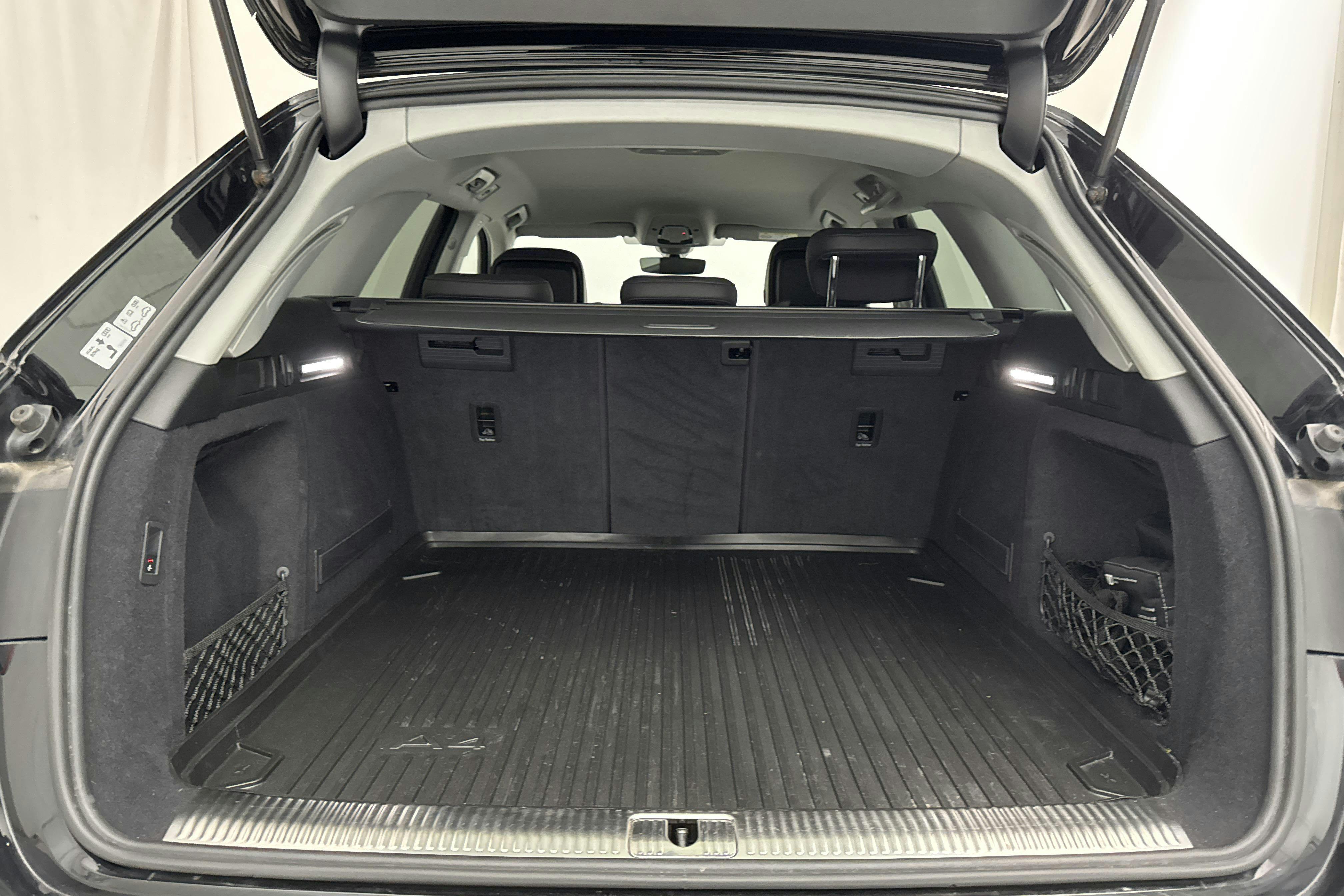 Audi A4 Allroad 2.0 TDI quattro (190hk) - 147 140 km - Automatic - black - 2017