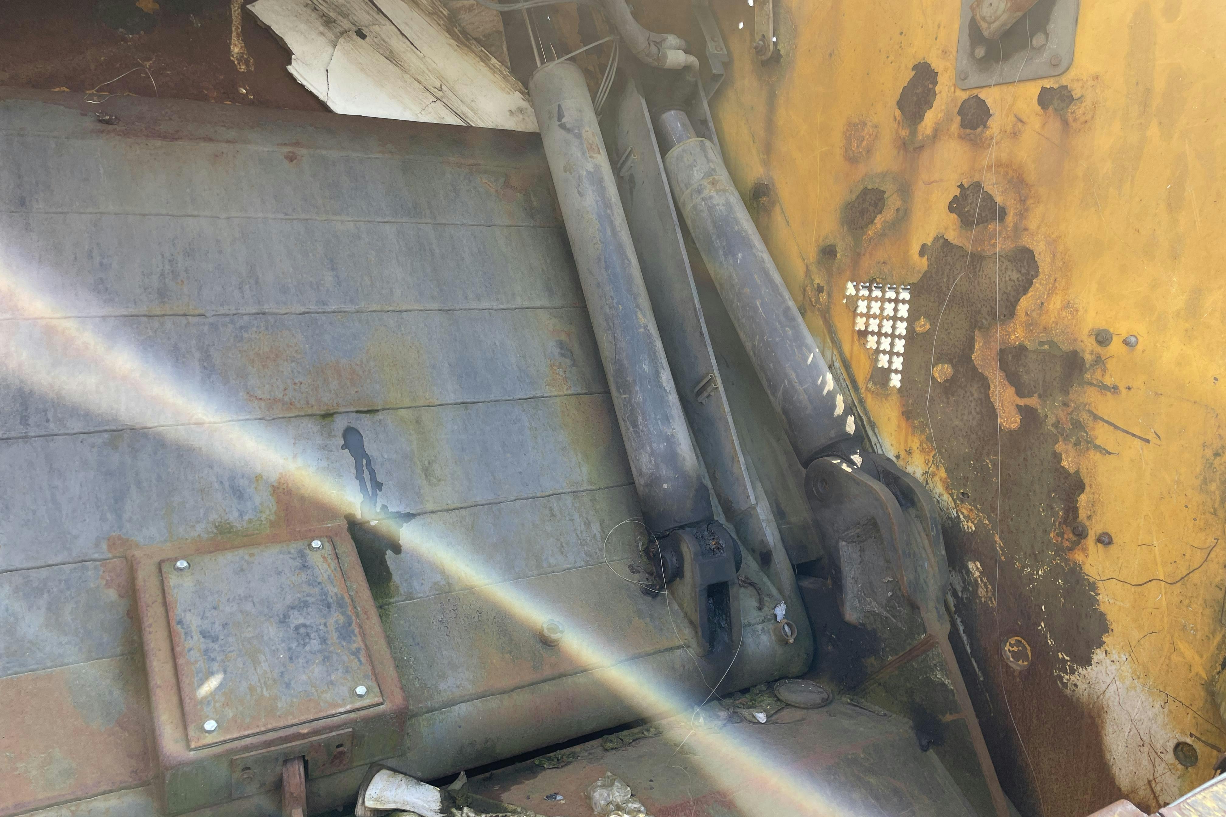 VOLVO FE - 382 369 km - Automat - gul - 2013