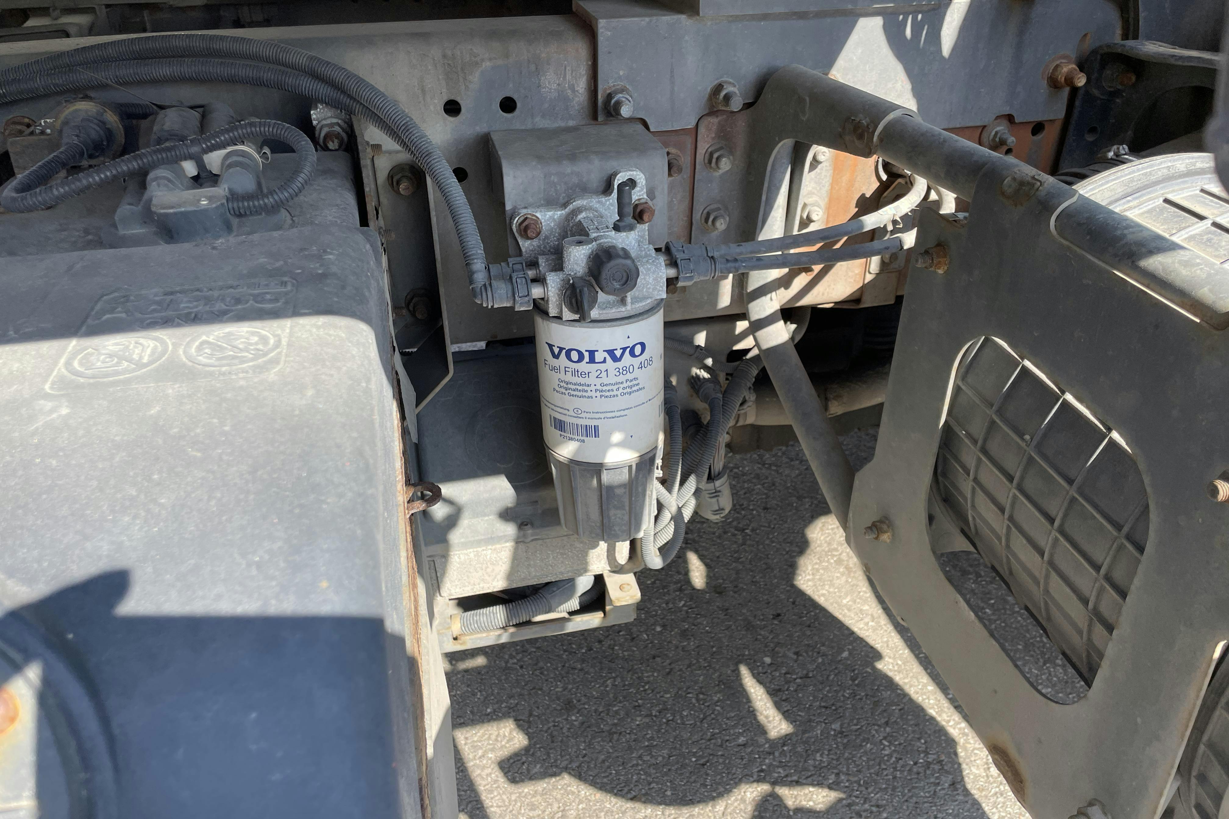 VOLVO FE - 382 369 km - Automat - gul - 2013
