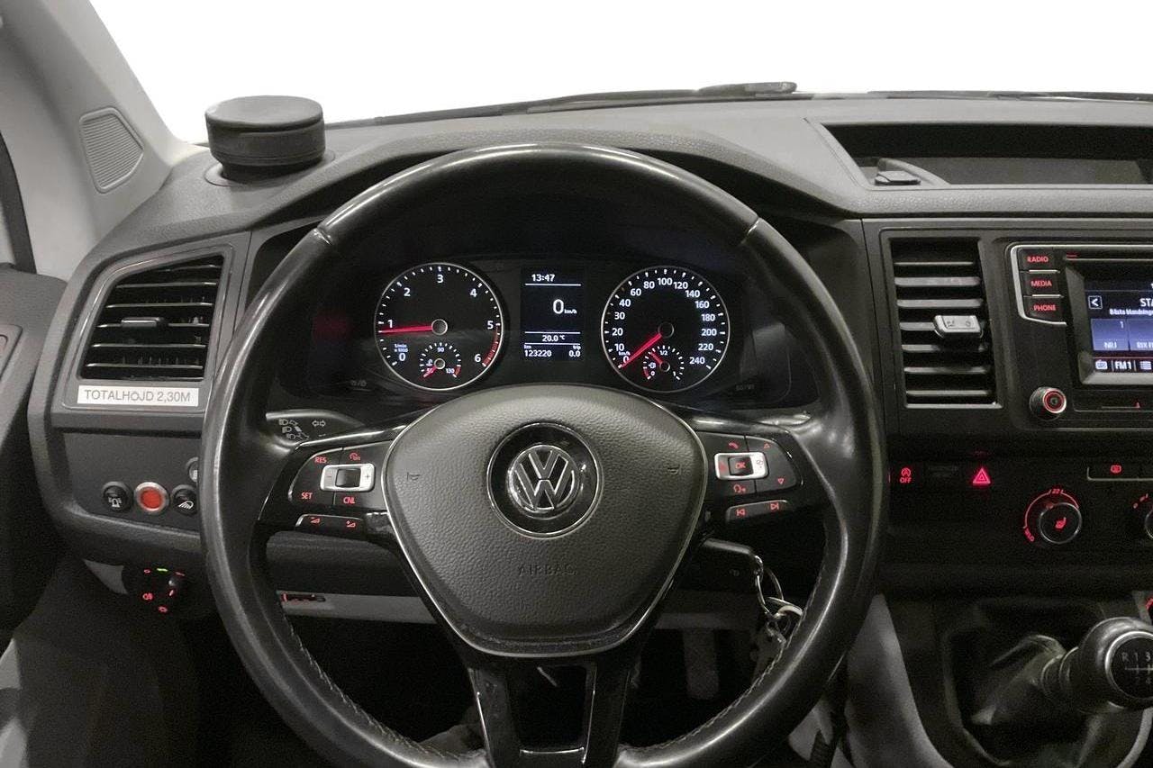 VW Transporter T6 2.0 TDI BMT 4MOTION (150hk) - 123 240 km - Käsitsi - valge - 2019