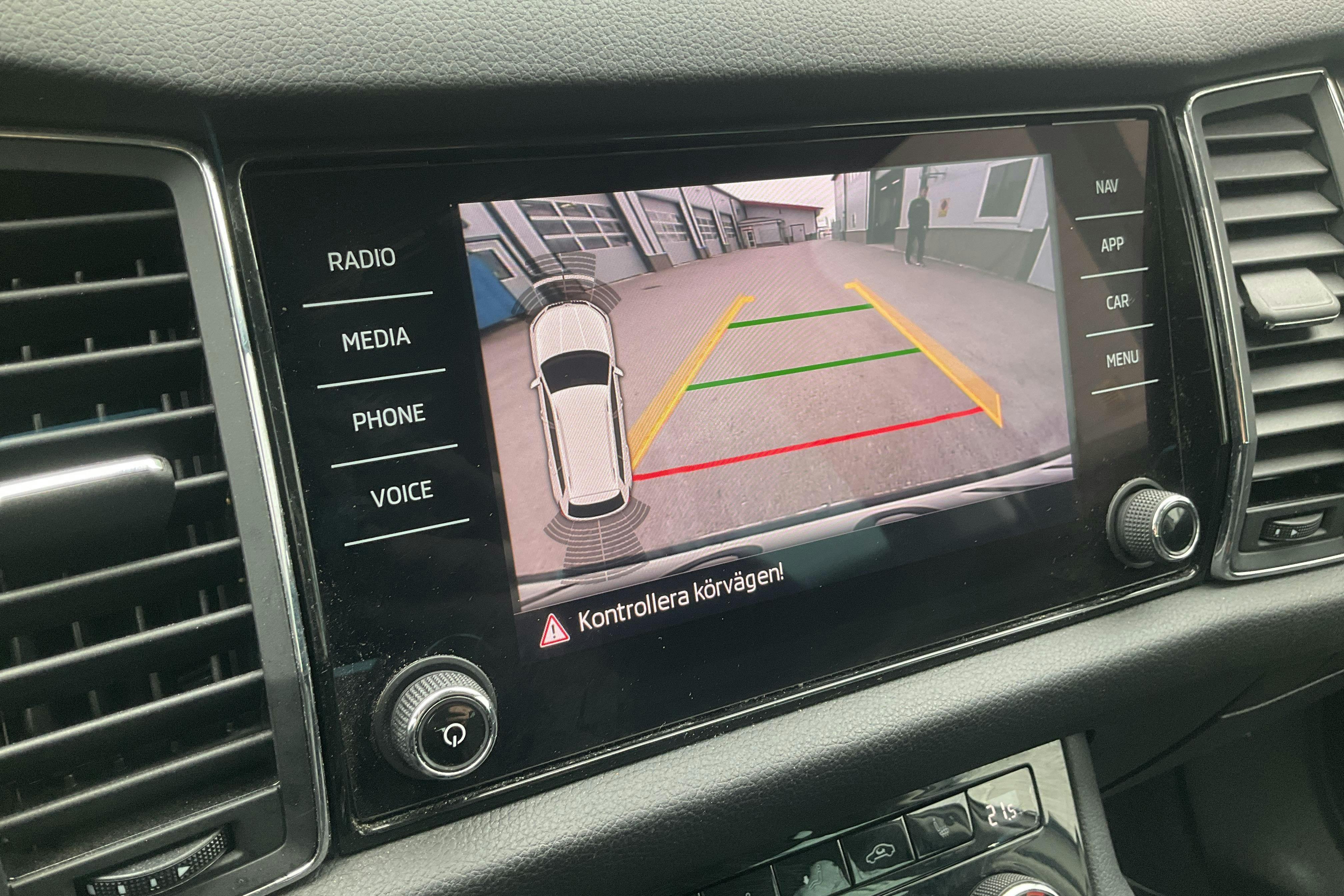 Skoda Kodiaq 2.0 TSI 4X4 (190hk) - 219 080 km - Automaatne - valge - 2019