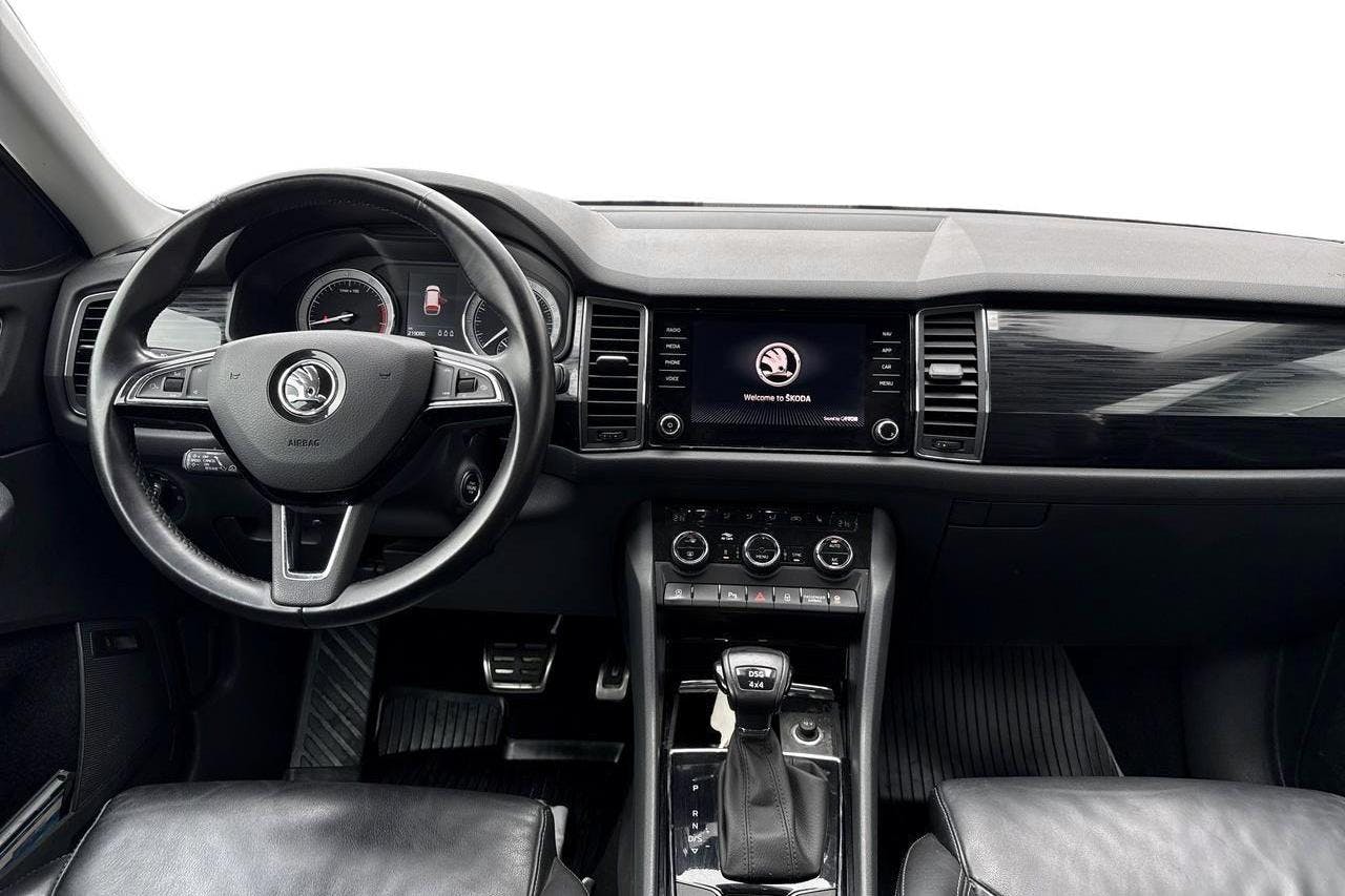 Skoda Kodiaq 2.0 TSI 4X4 (190hk) - 219 080 km - Automaatne - valge - 2019