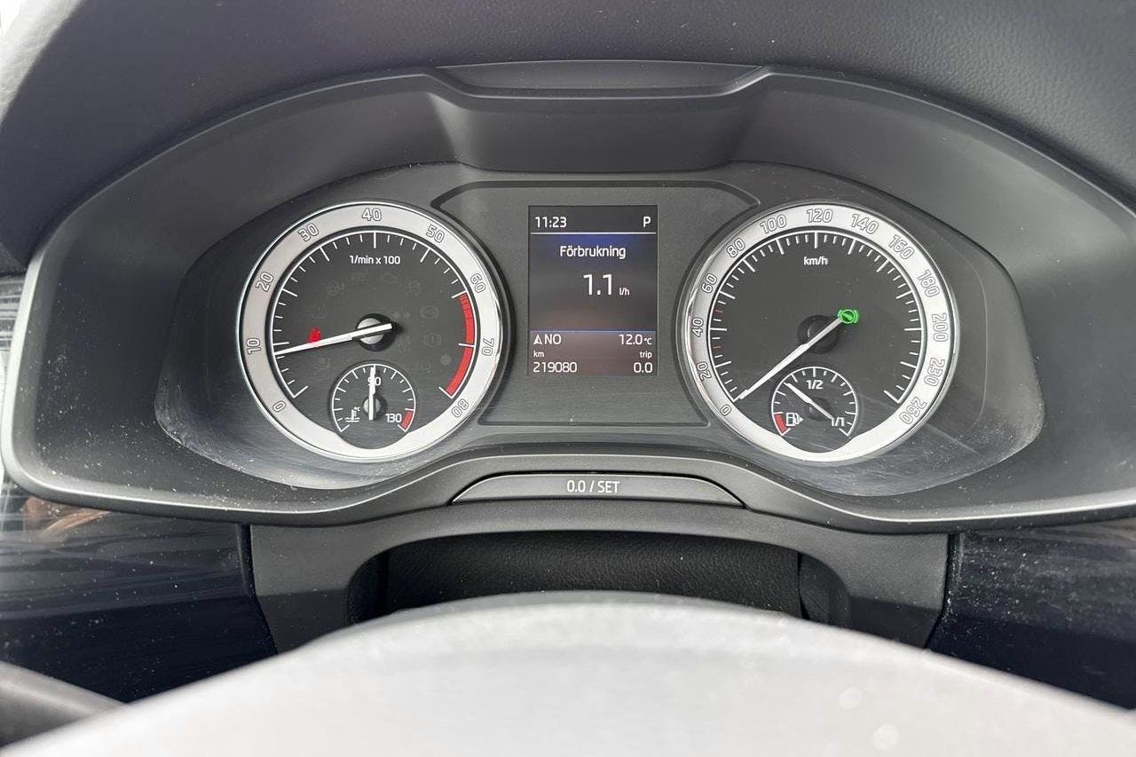 Skoda Kodiaq 2.0 TSI 4X4 (190hk) - 219 080 km - Automaatne - valge - 2019