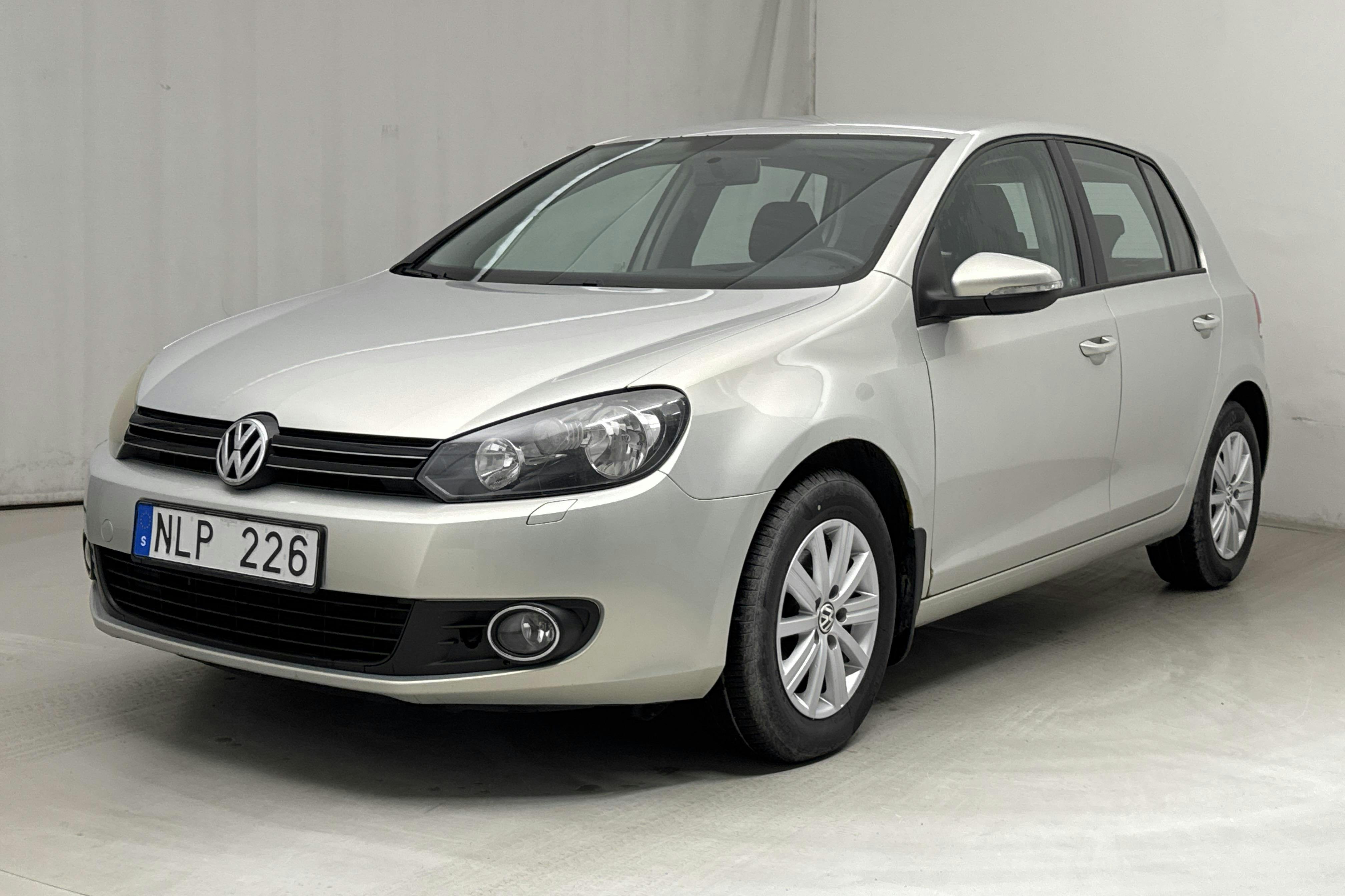 VW Golf VI 1.6 MultiFuel E85 5dr (102hk) - 12 318 mil - Manuell - Light Brown - 2010