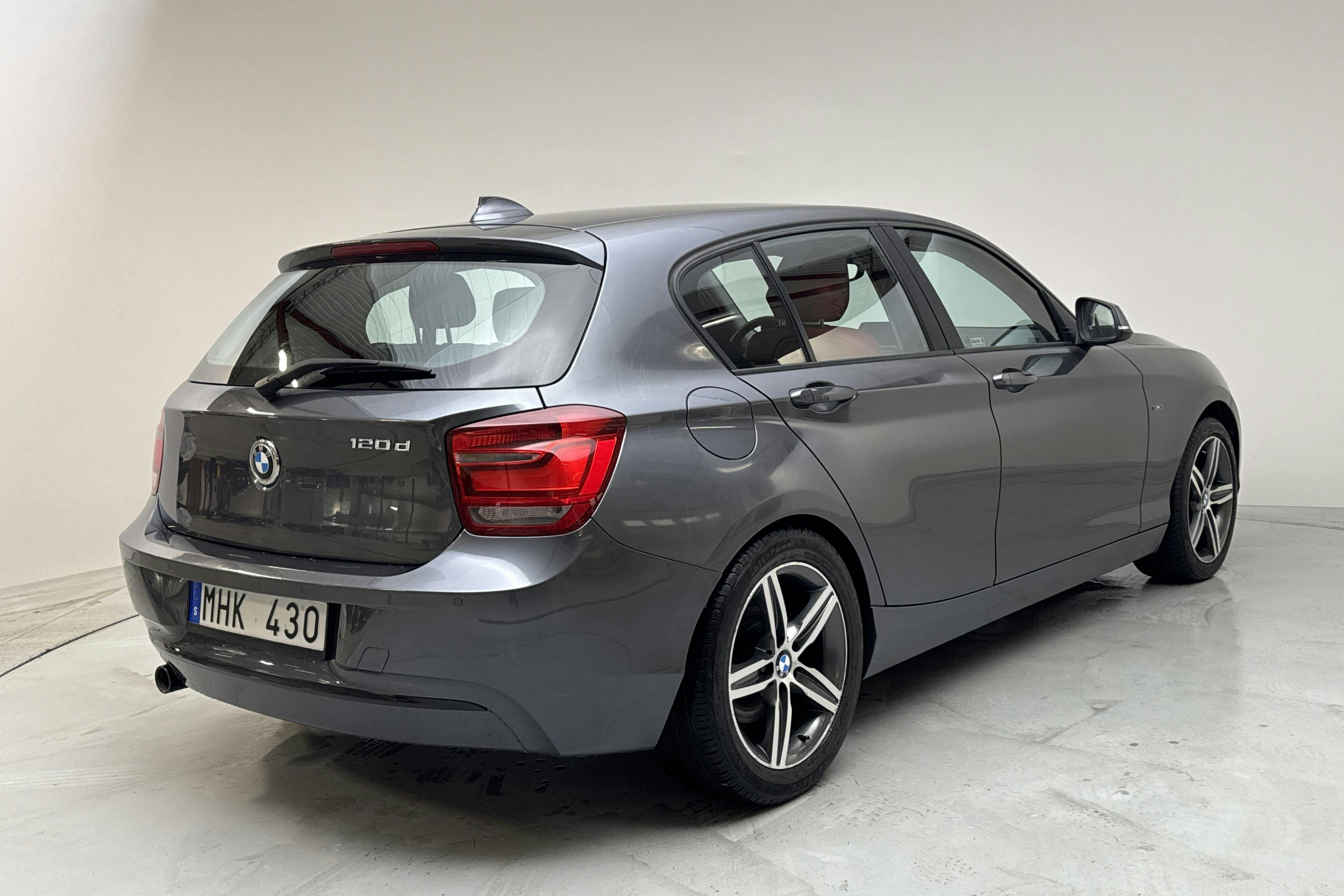 BMW 120d 5dr, F20 (184hk) - 160 470 km - Automatic - gray - 2012