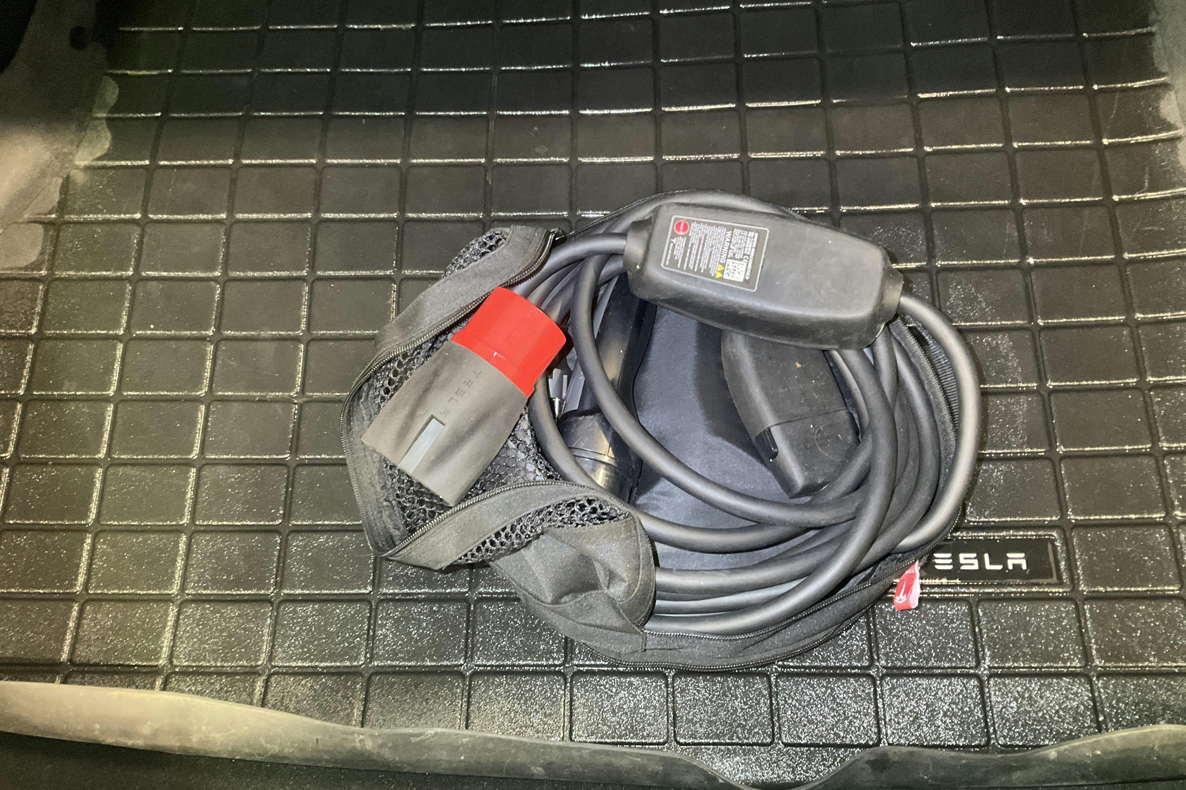 Tesla Model S 75D - 14 120 mil - Automat - svart - 2017