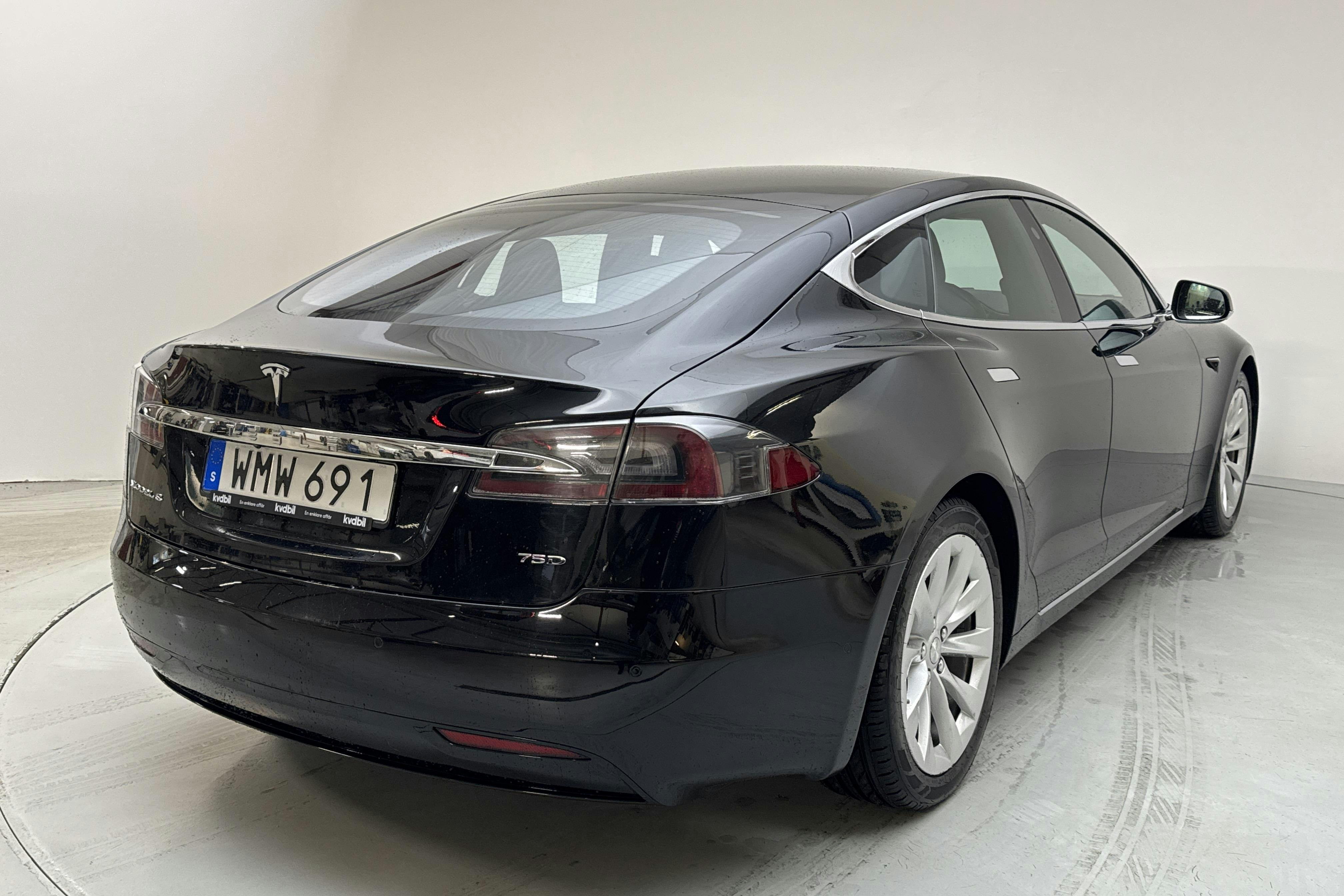 Tesla Model S 75D - 14 120 mil - Automat - svart - 2017