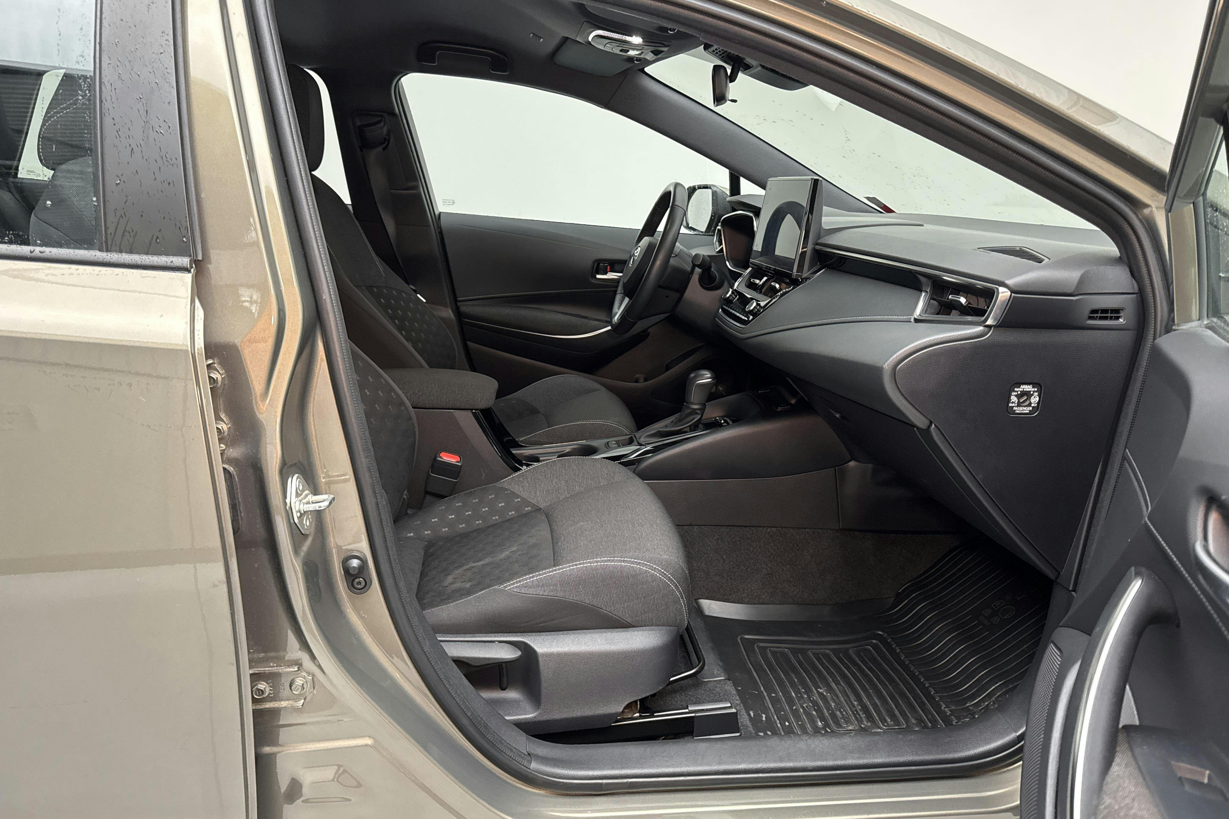 Toyota Corolla 1.8 Hybrid Touring Sports (140hk) - 48 710 km - Automaattinen - vihreä - 2023