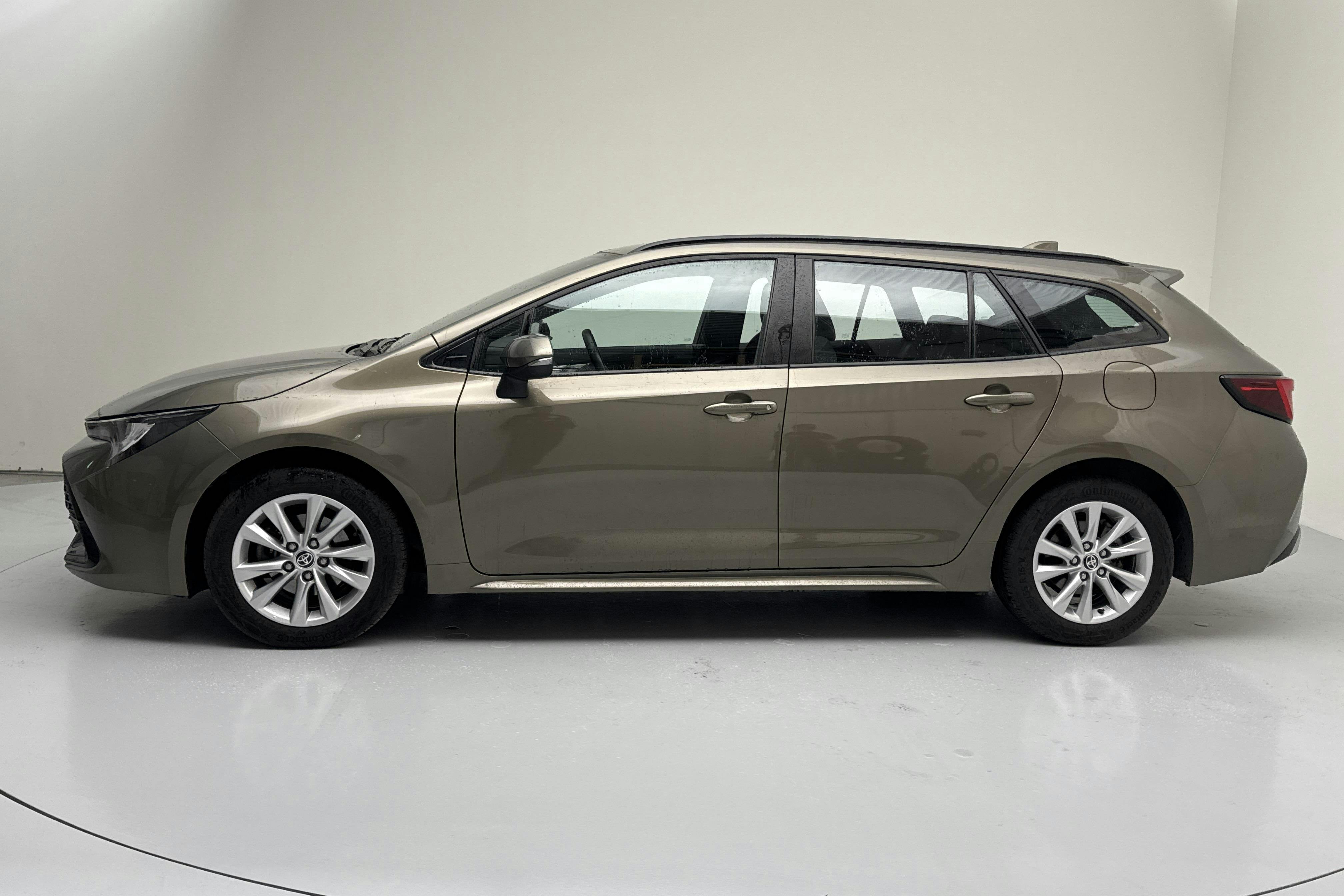 Toyota Corolla 1.8 Hybrid Touring Sports (140hk) - 48 710 km - Automaattinen - vihreä - 2023