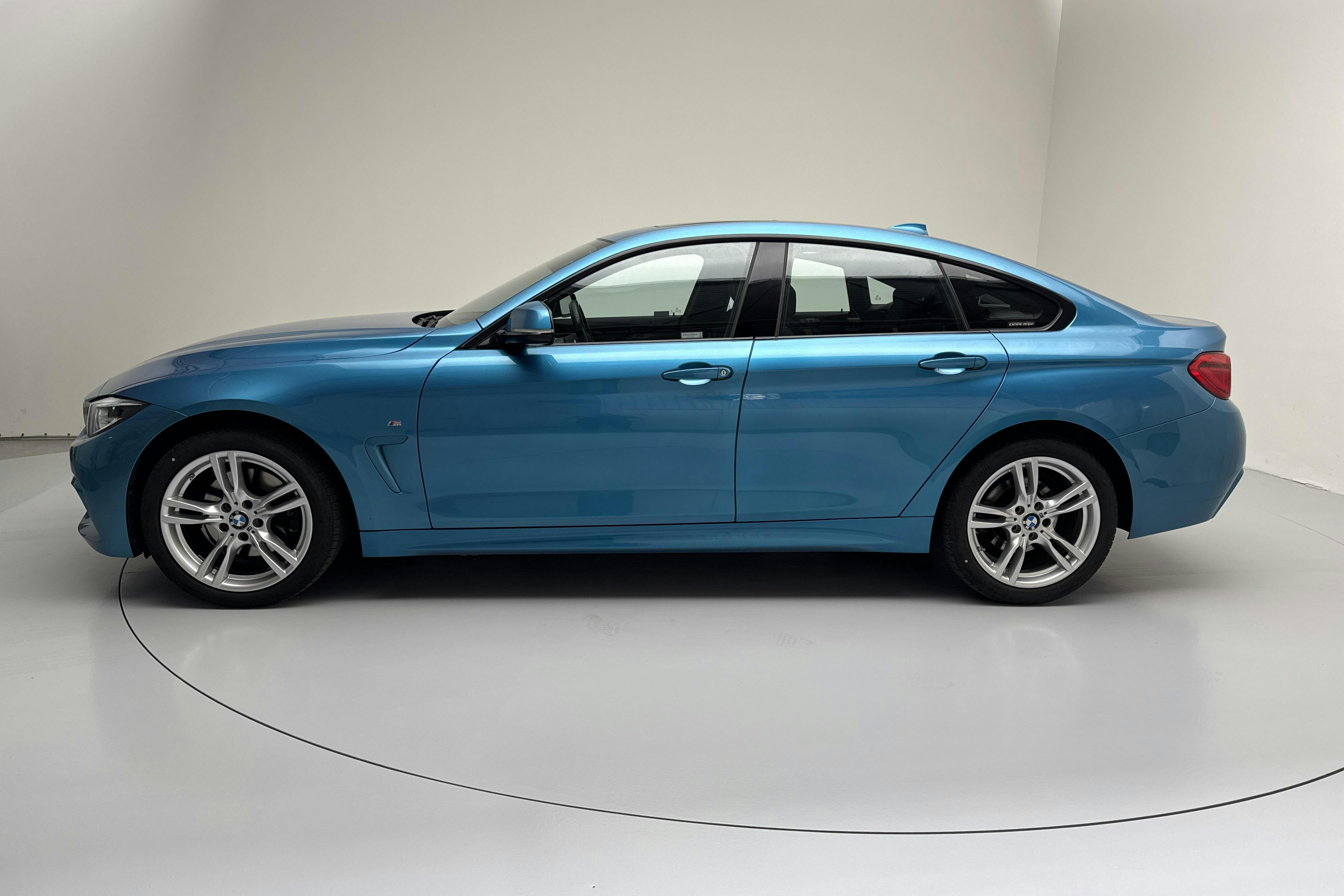 BMW 430i xDrive Gran Coupé, F36 (252hk) - 121 040 km - Automaatne - sinine - 2018