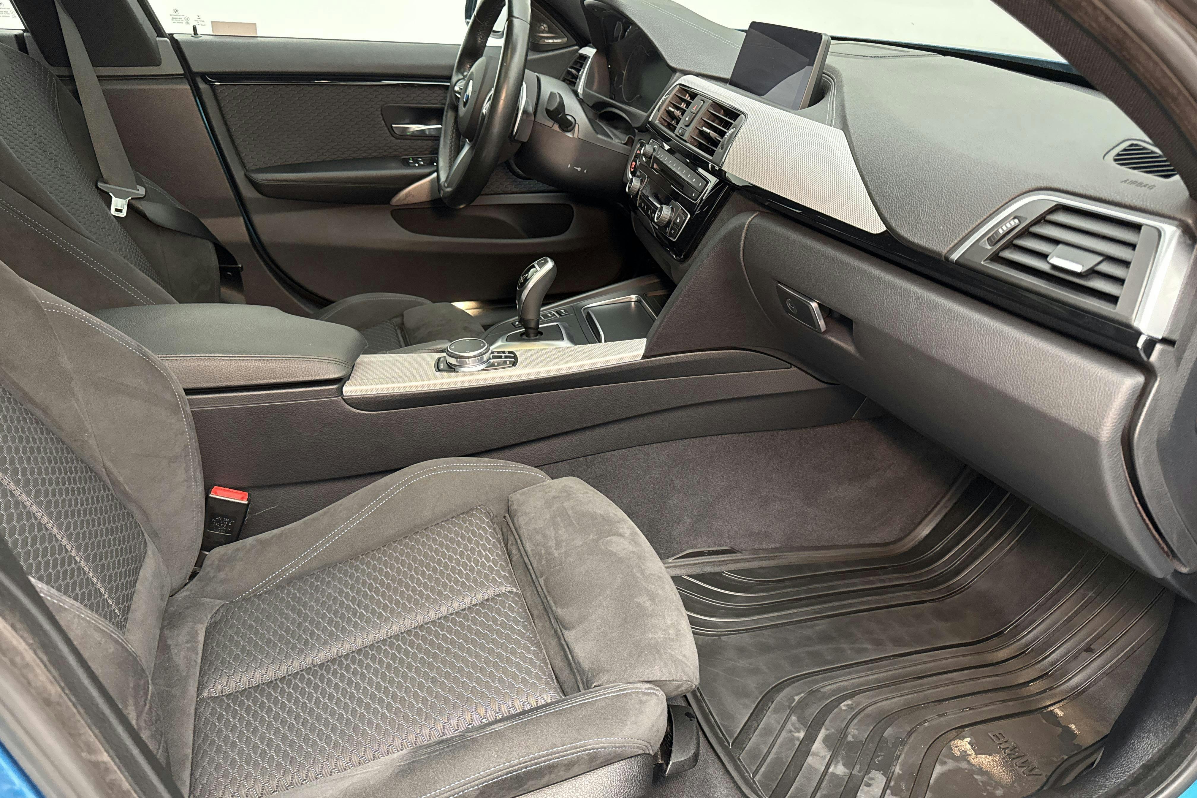 BMW 430i xDrive Gran Coupé, F36 (252hk) - 121 040 km - Automaatne - sinine - 2018