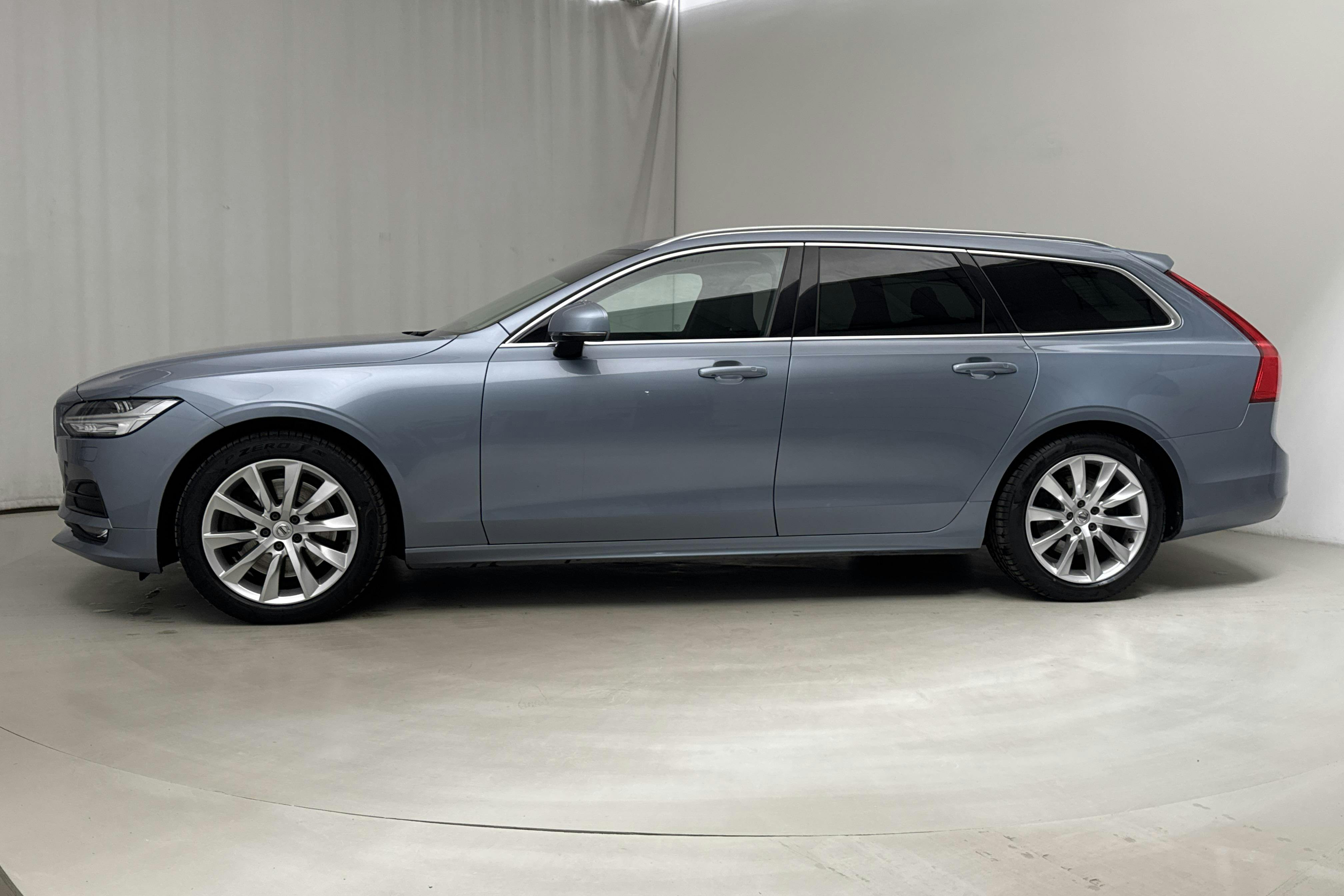 Volvo V90 T4 (190hk) - 94 840 km - Automatic - Light Blue - 2019