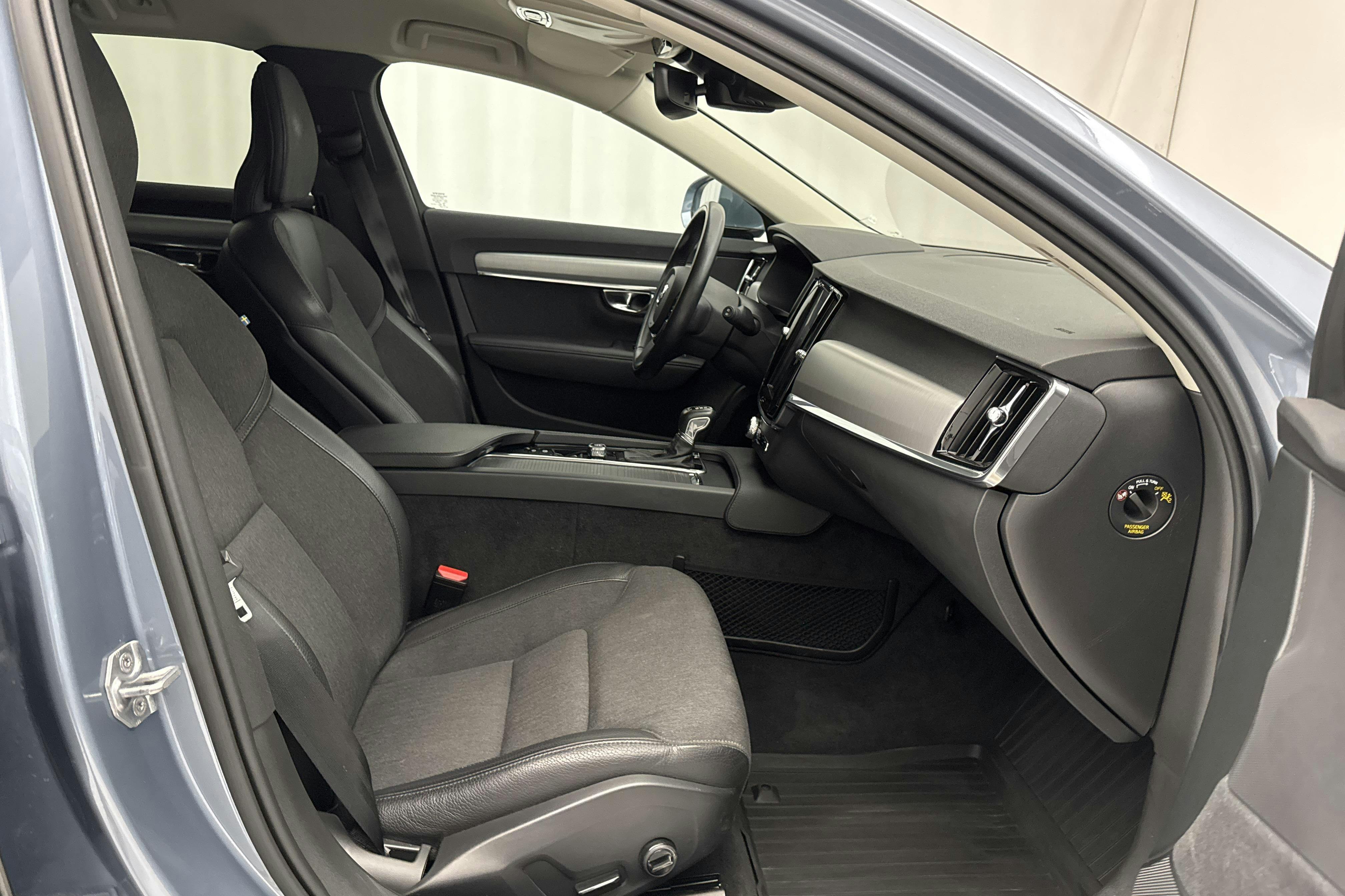Volvo V90 T4 (190hk) - 94 840 km - Automatic - Light Blue - 2019