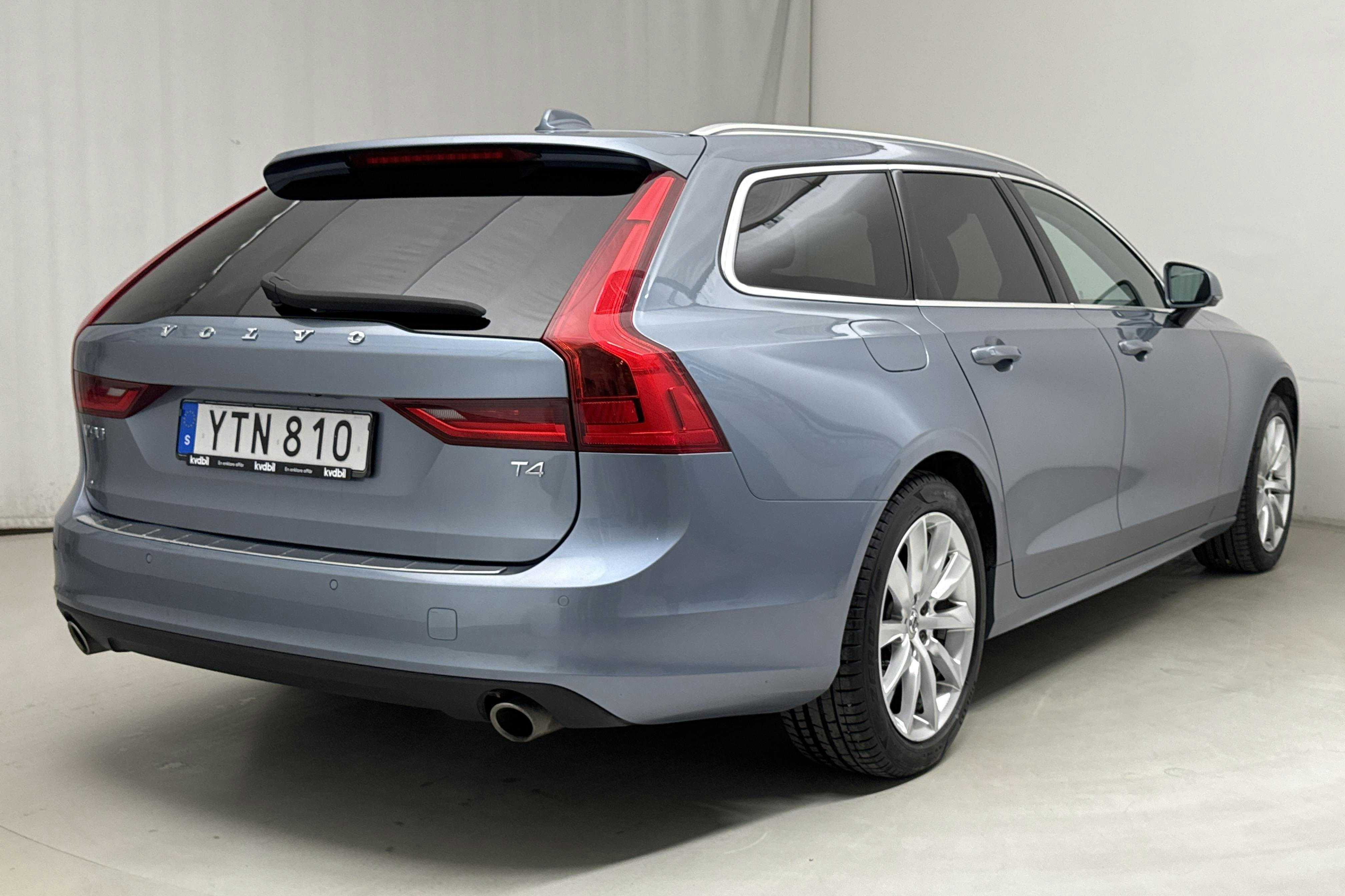 Volvo V90 T4 (190hk) - 94 840 km - Automatic - Light Blue - 2019