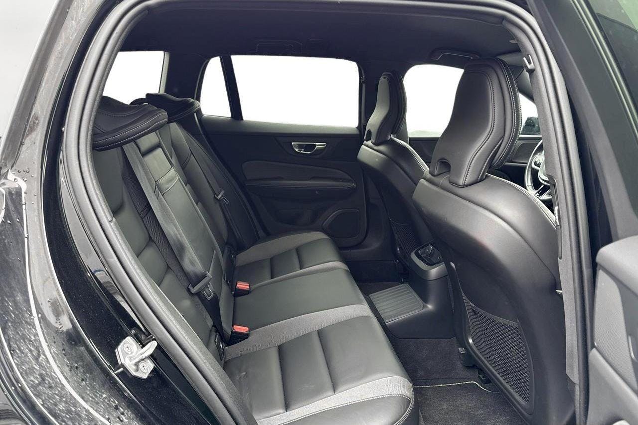Volvo V60 T6 AWD Twin Engine (340hk) - 104 470 km - Automatic - black - 2021