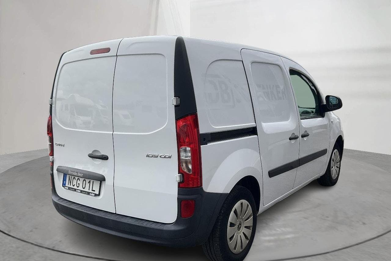 Mercedes Citan 109 1.5 CDI (95hk) - 4 726 mil - Manuell - vit - 2020