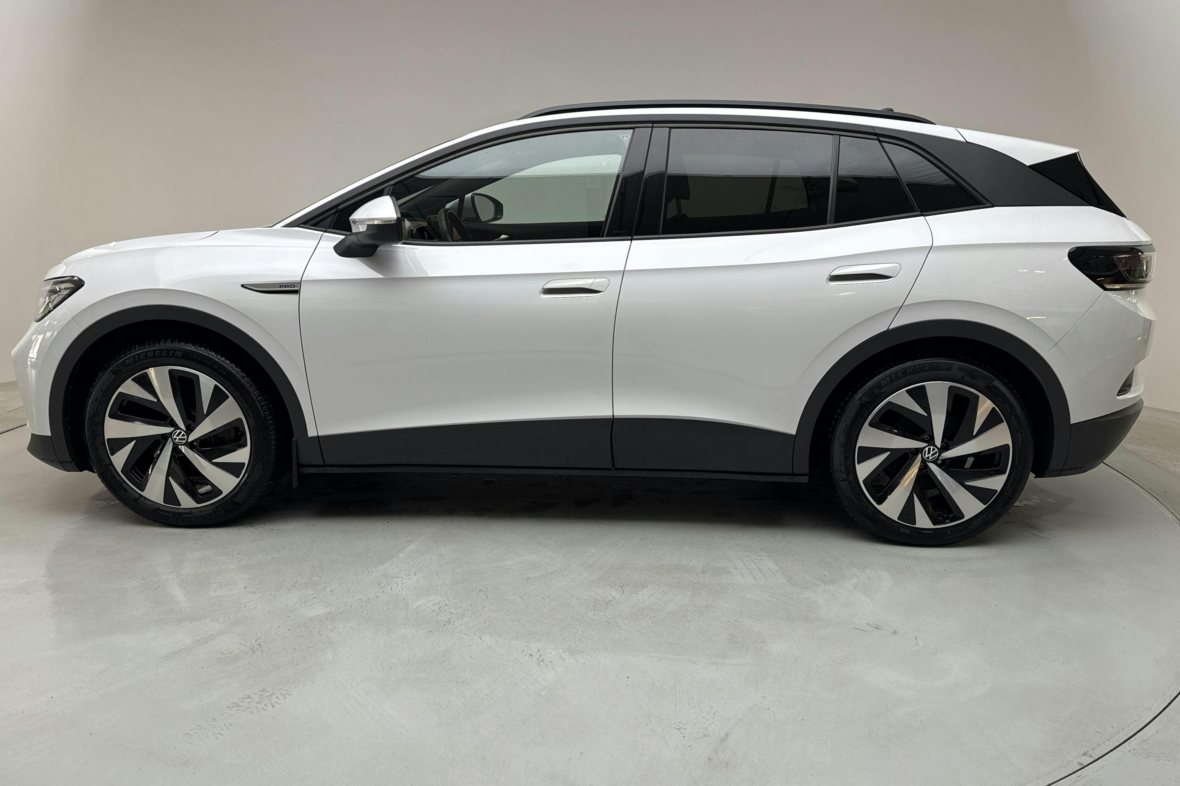 VW ID.4 77kWh (204hk) - 16 481 mil - Automat - vit - 2021