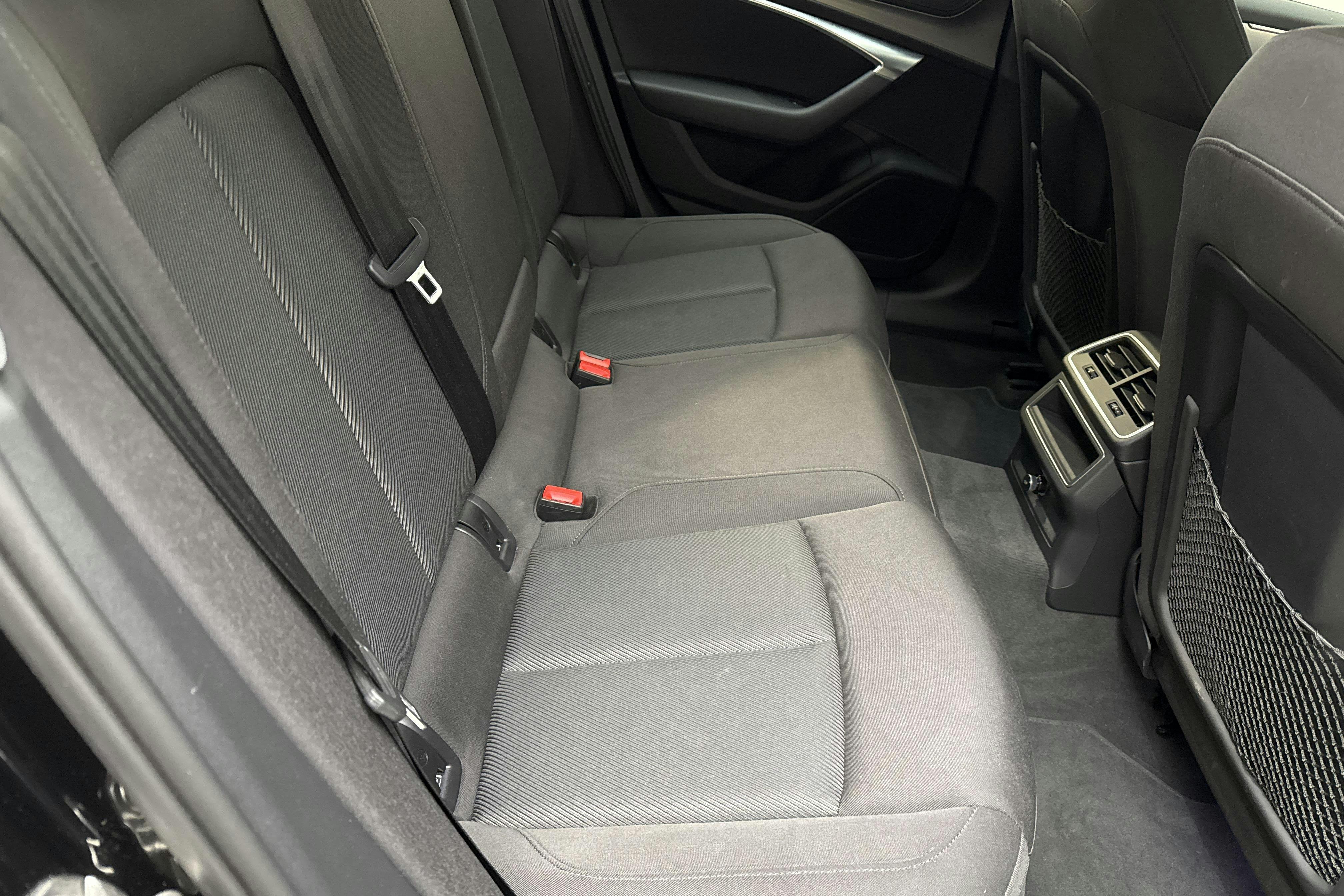 Audi A6 Avant 40 TDI quattro (204hk) - 66 900 km - Automaatne - must - 2023