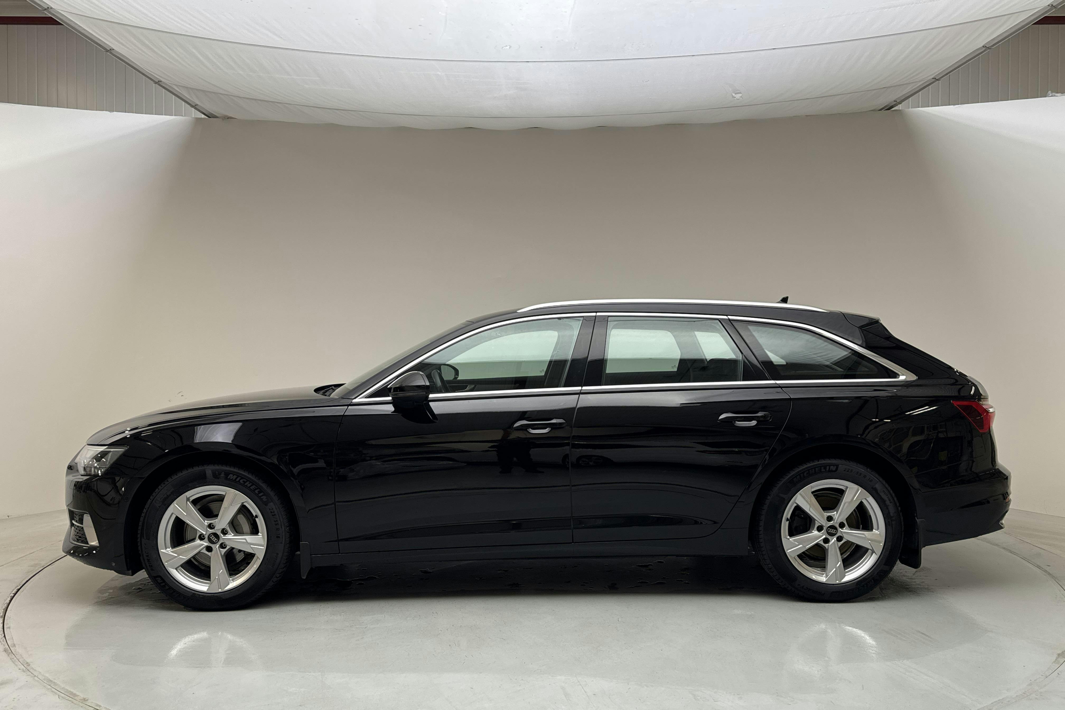 Audi A6 Avant 40 TDI quattro (204hk) - 66 900 km - Automaatne - must - 2023